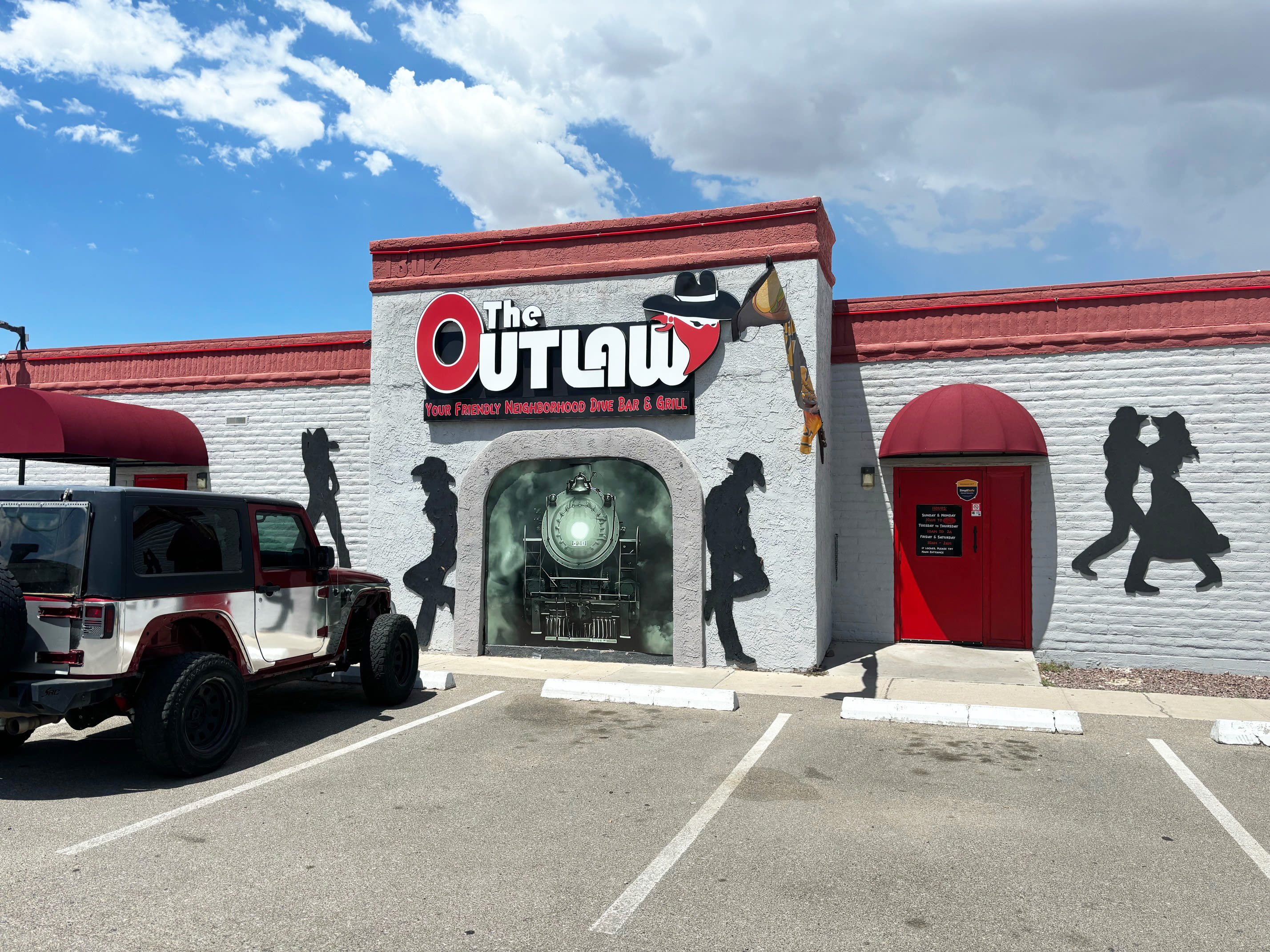 Outlaw Bar & Grill