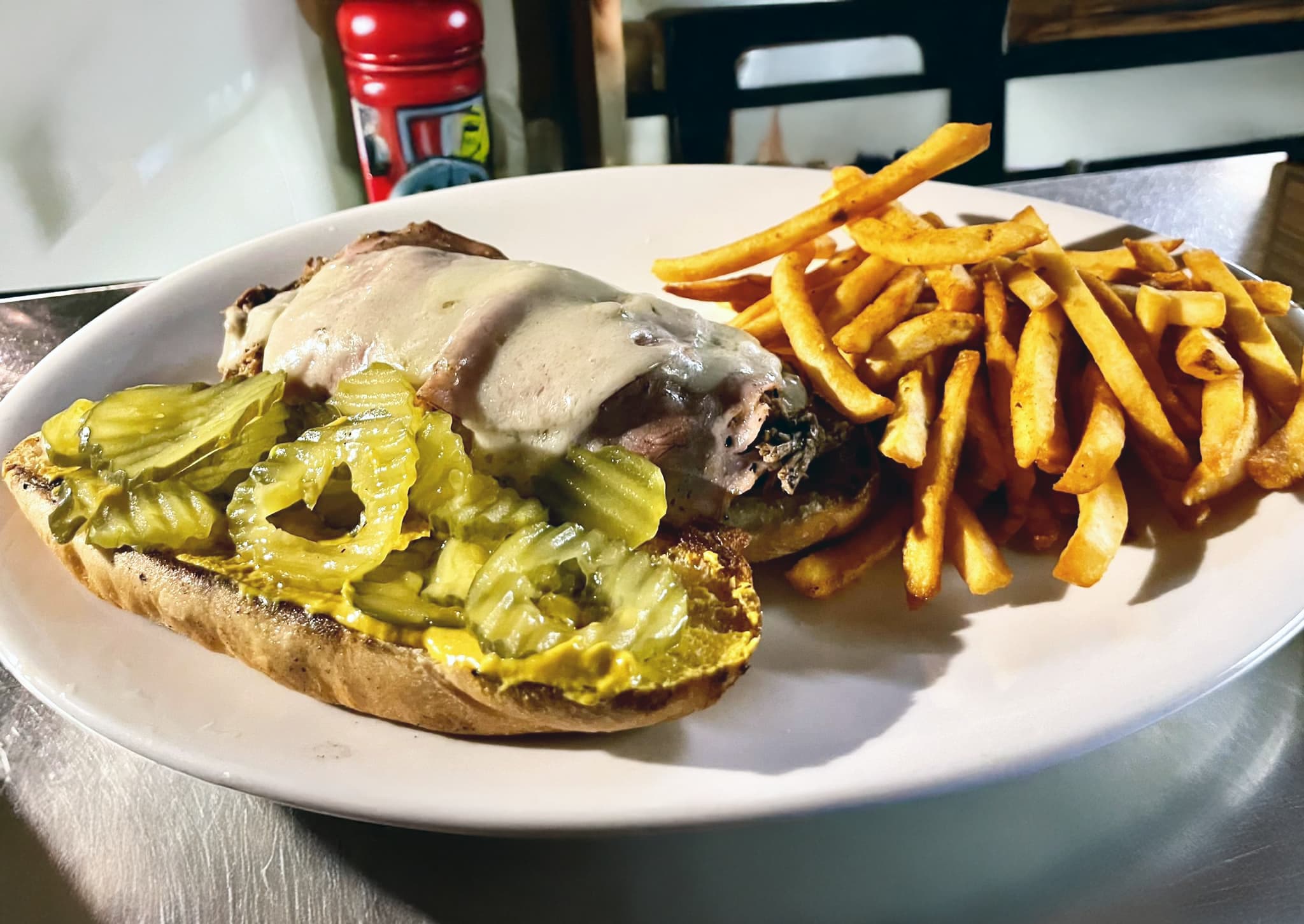 2 Charlies Bar And Grill