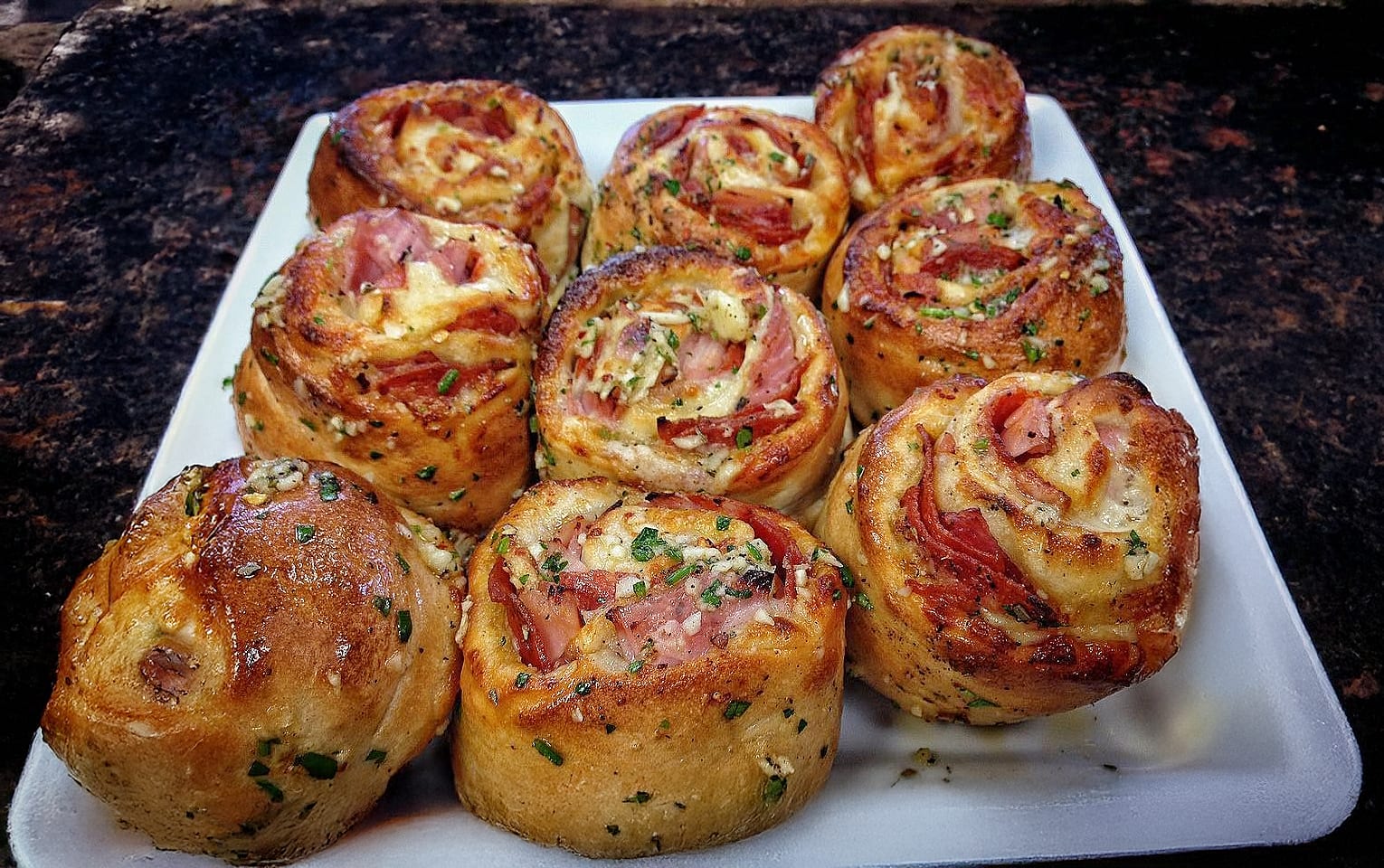 Decaro's Pizzeria & Italian Eatery