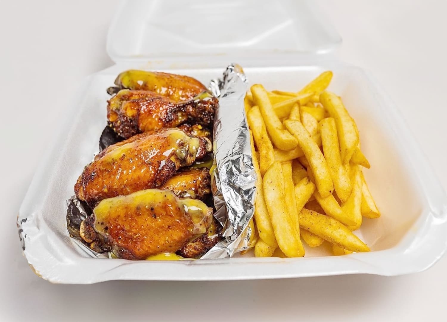 Empire Wingz