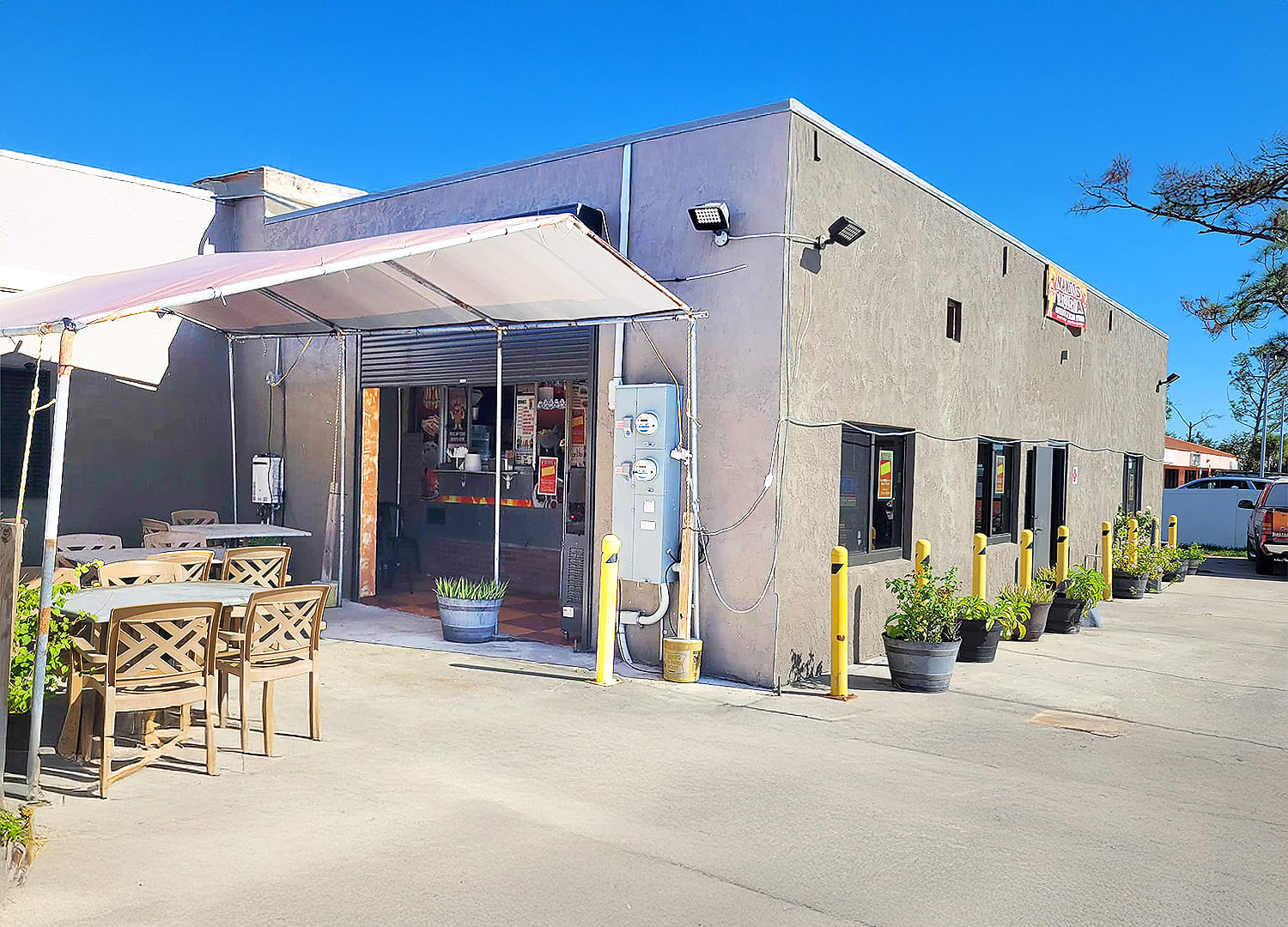 Nando's Taqueria
