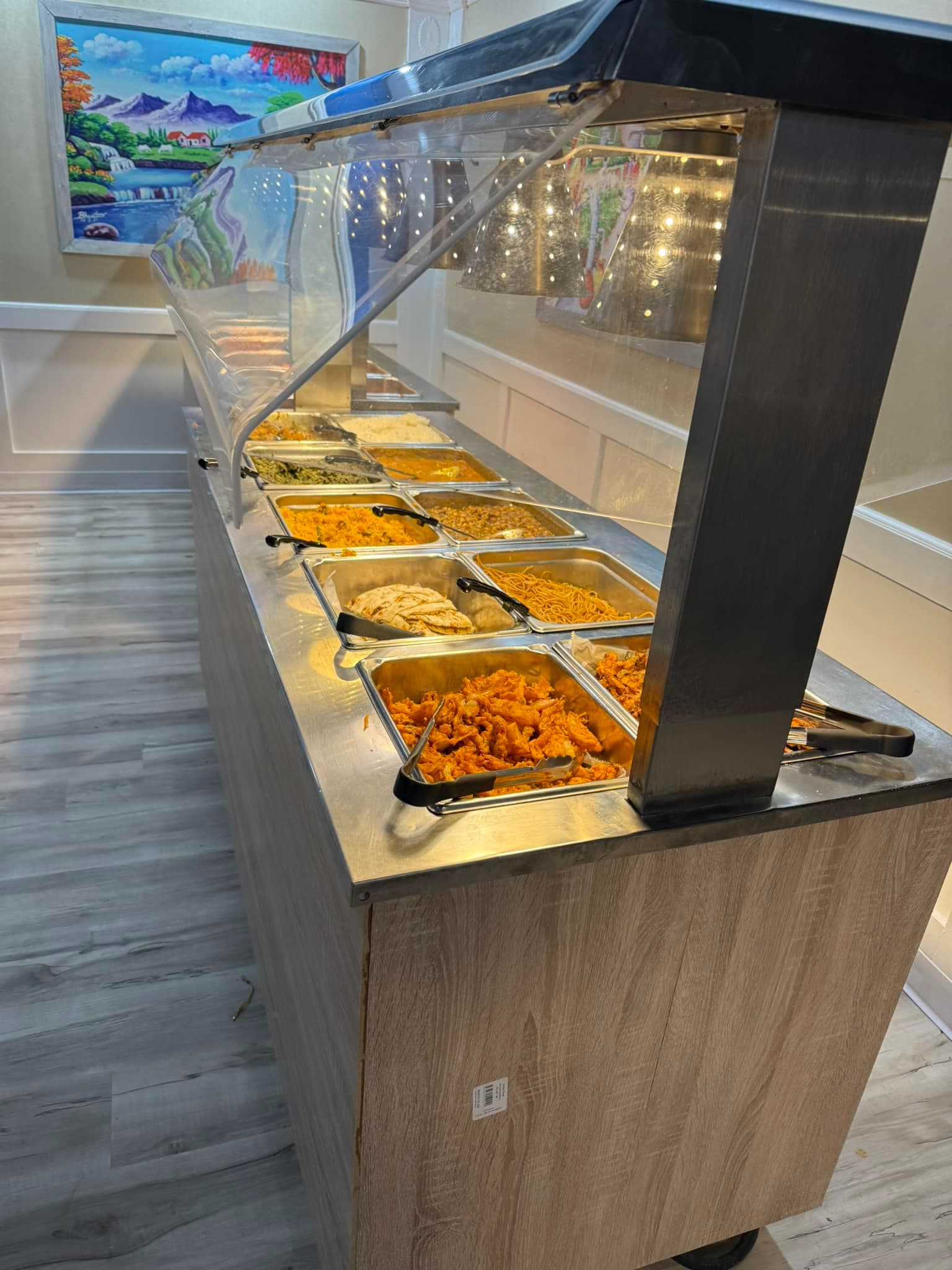 New Maharaja Indian Cuisine and Bar