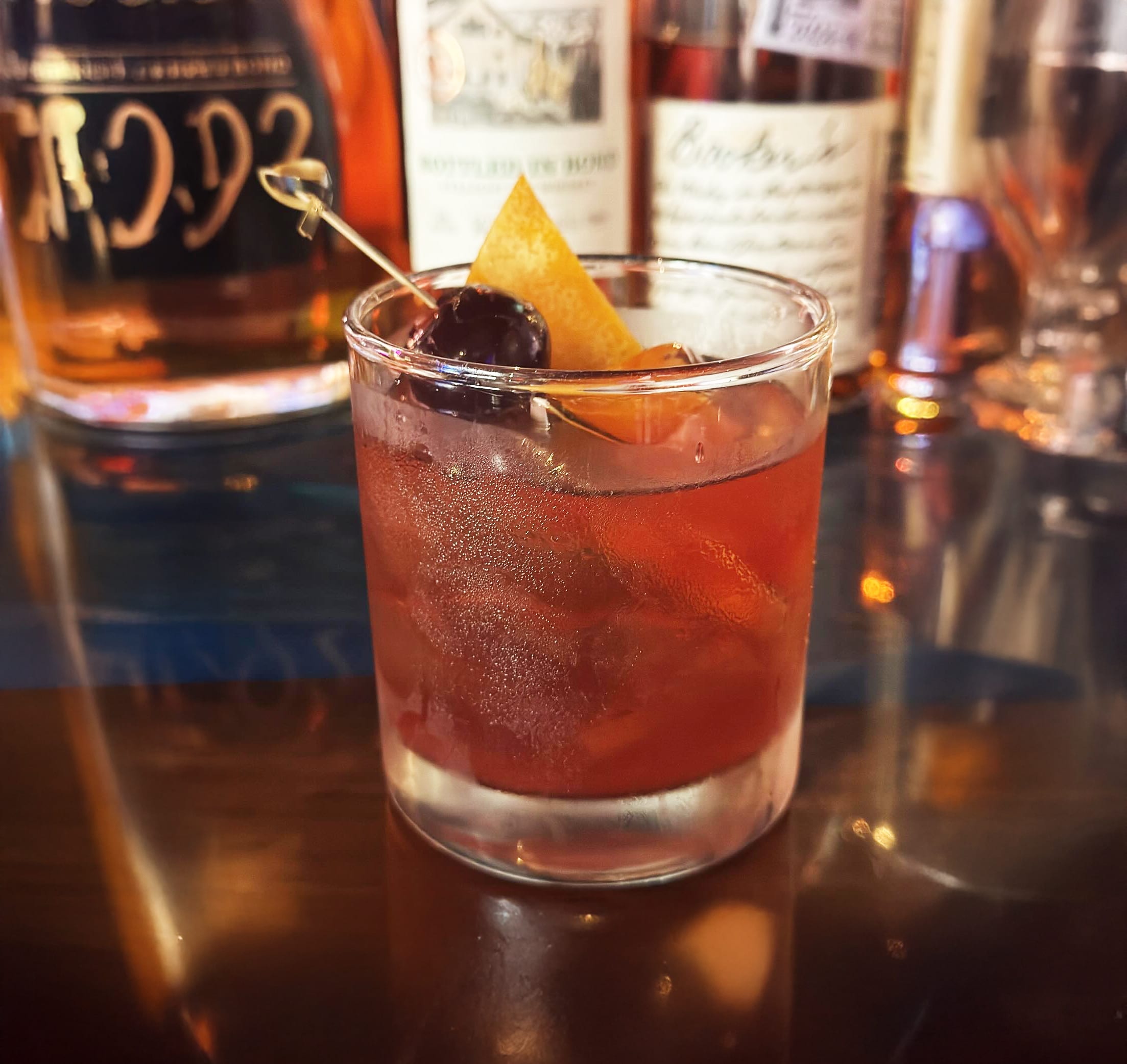Hoppers Corner Bar