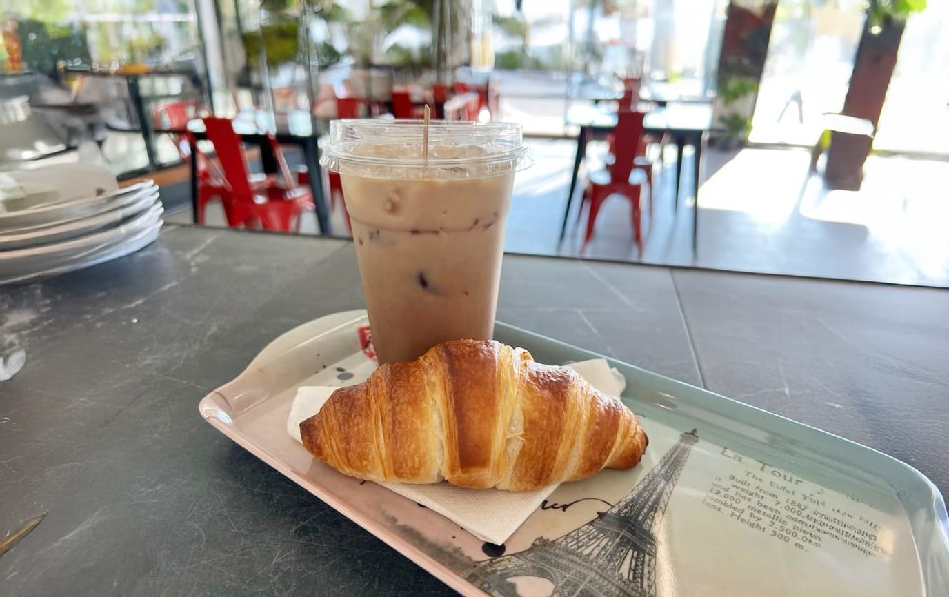 Moulin Blanc Café