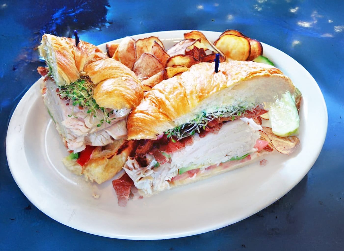 Photo 1 of 4: Roxsbury Deli
