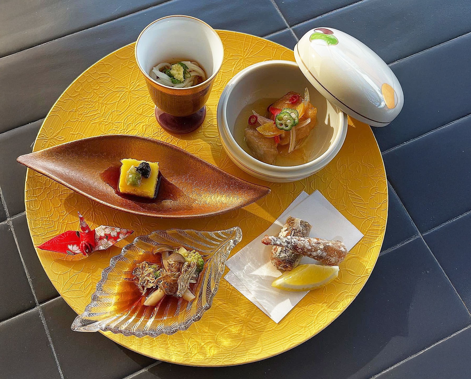 Hide Sushi