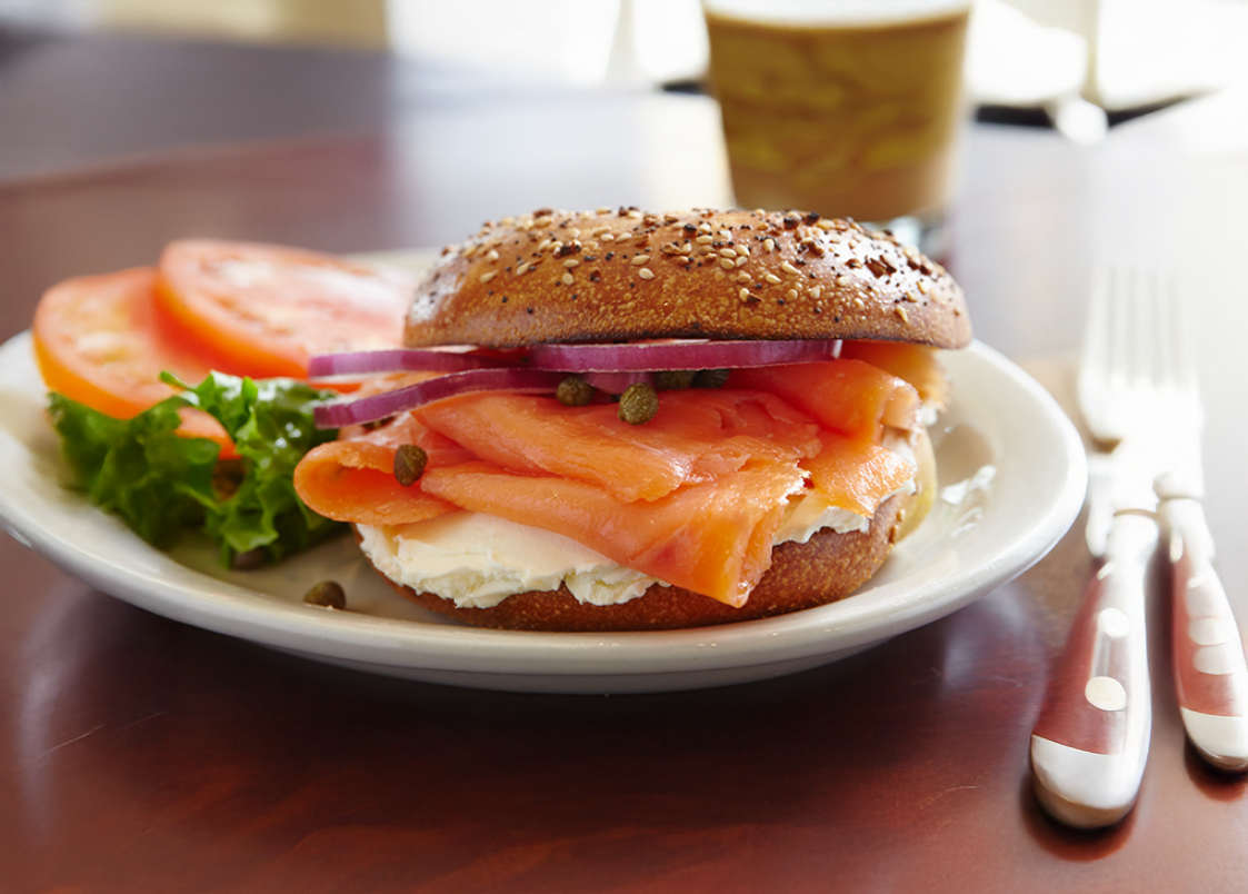 Junior's Restaurant and Bakery Foxwoods