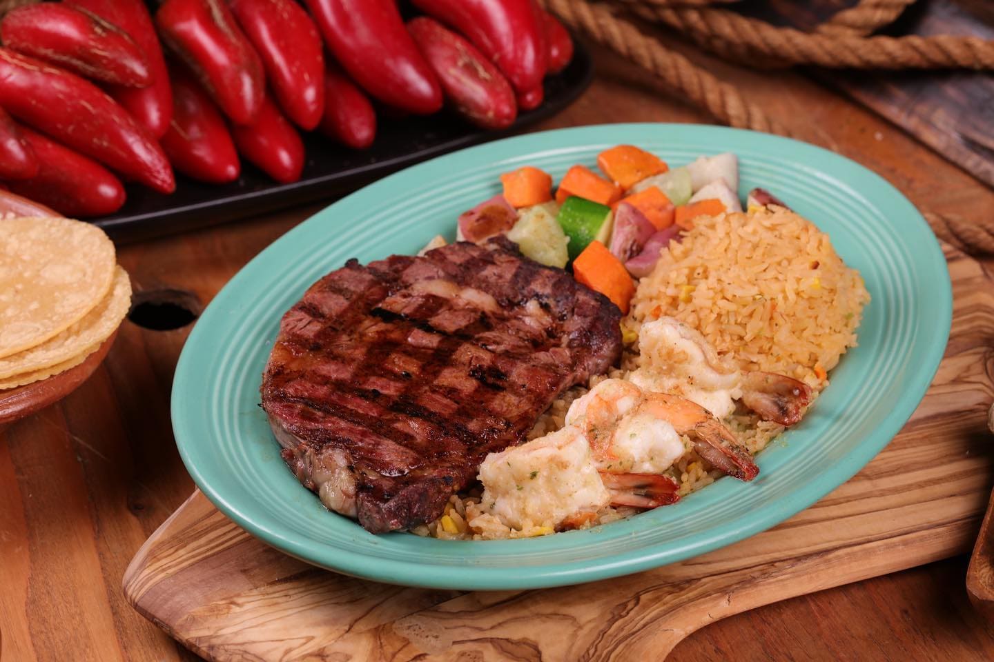 Los Panchos Mexican Grill & Seafood Cantina