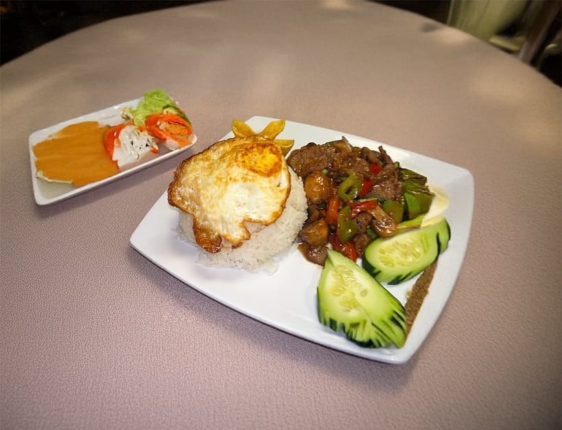 Universal Thai Restaurant