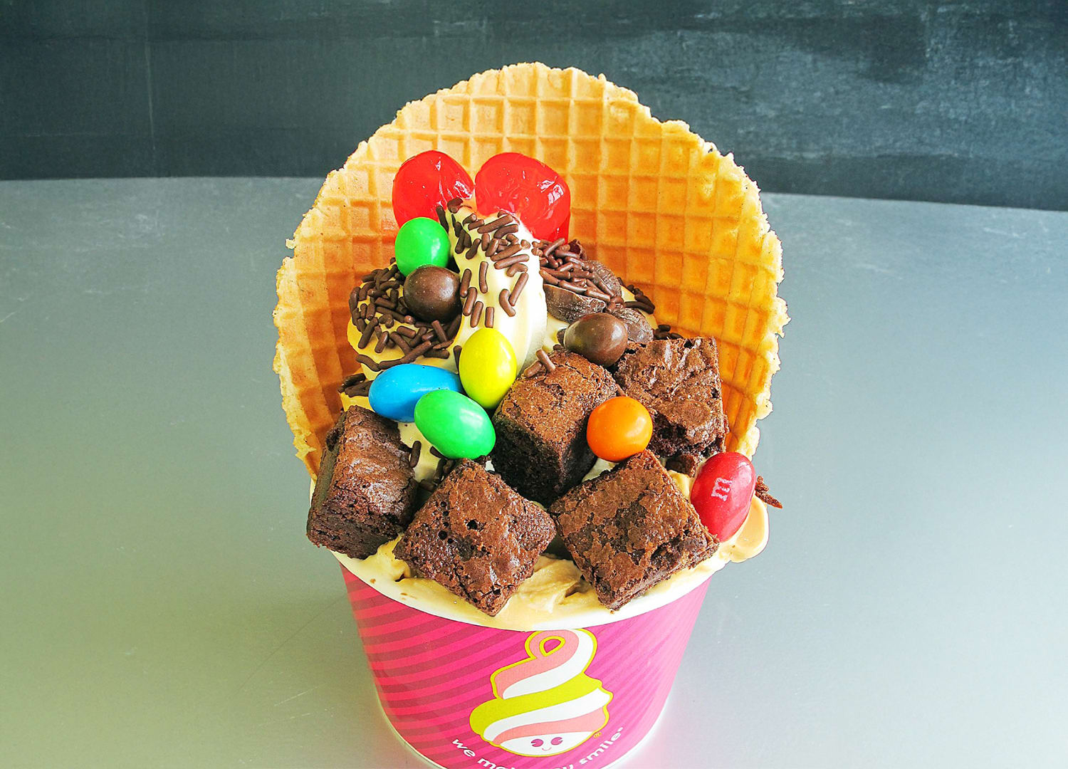 Menchies Frozen Yogurt