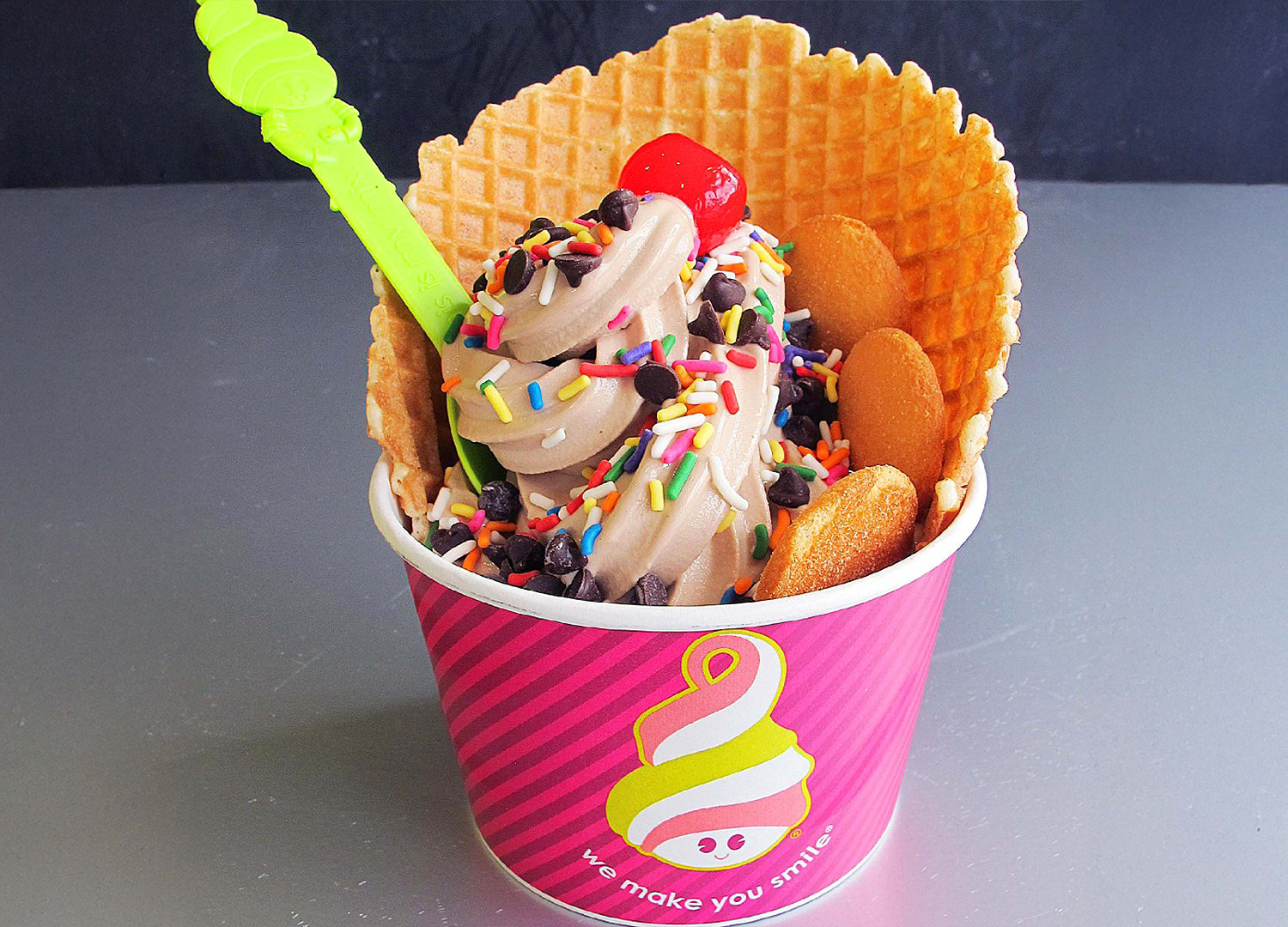 Menchies Frozen Yogurt