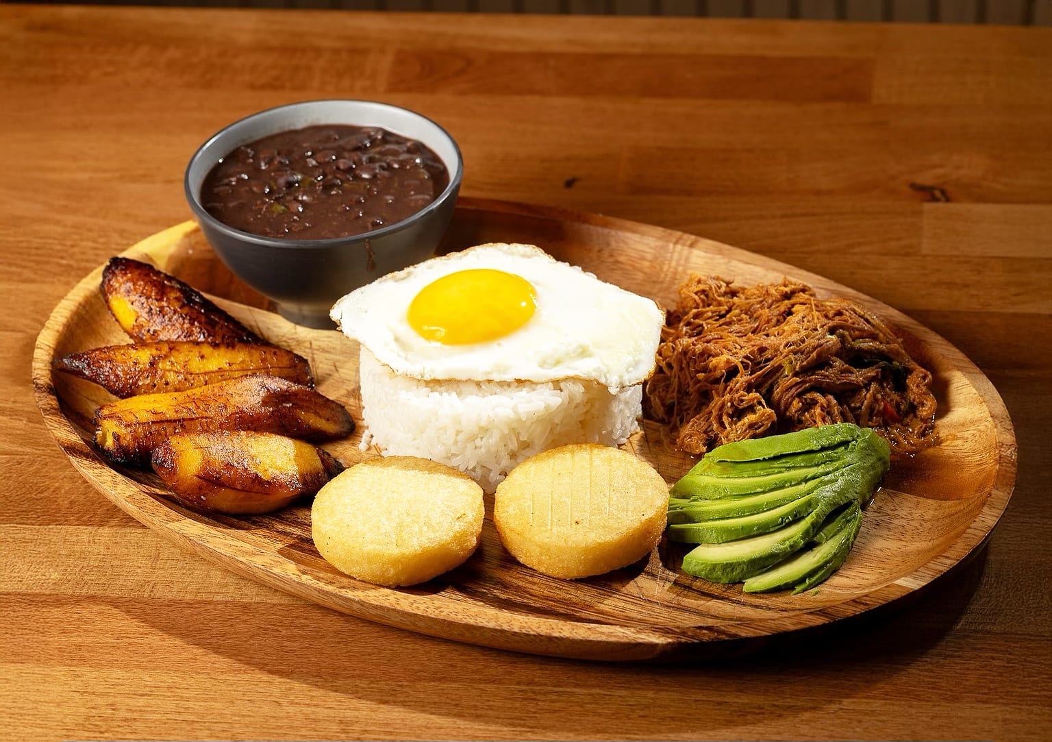 Dulce Tropical Restaurant & Cafe