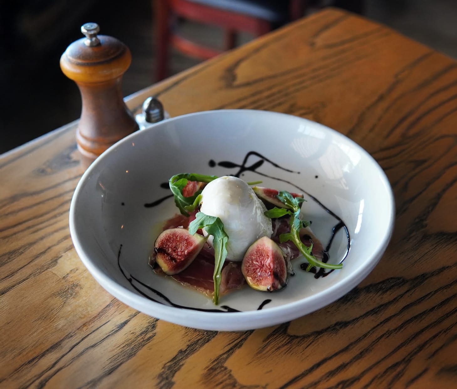 A Mano Osteria & Wine Bar
