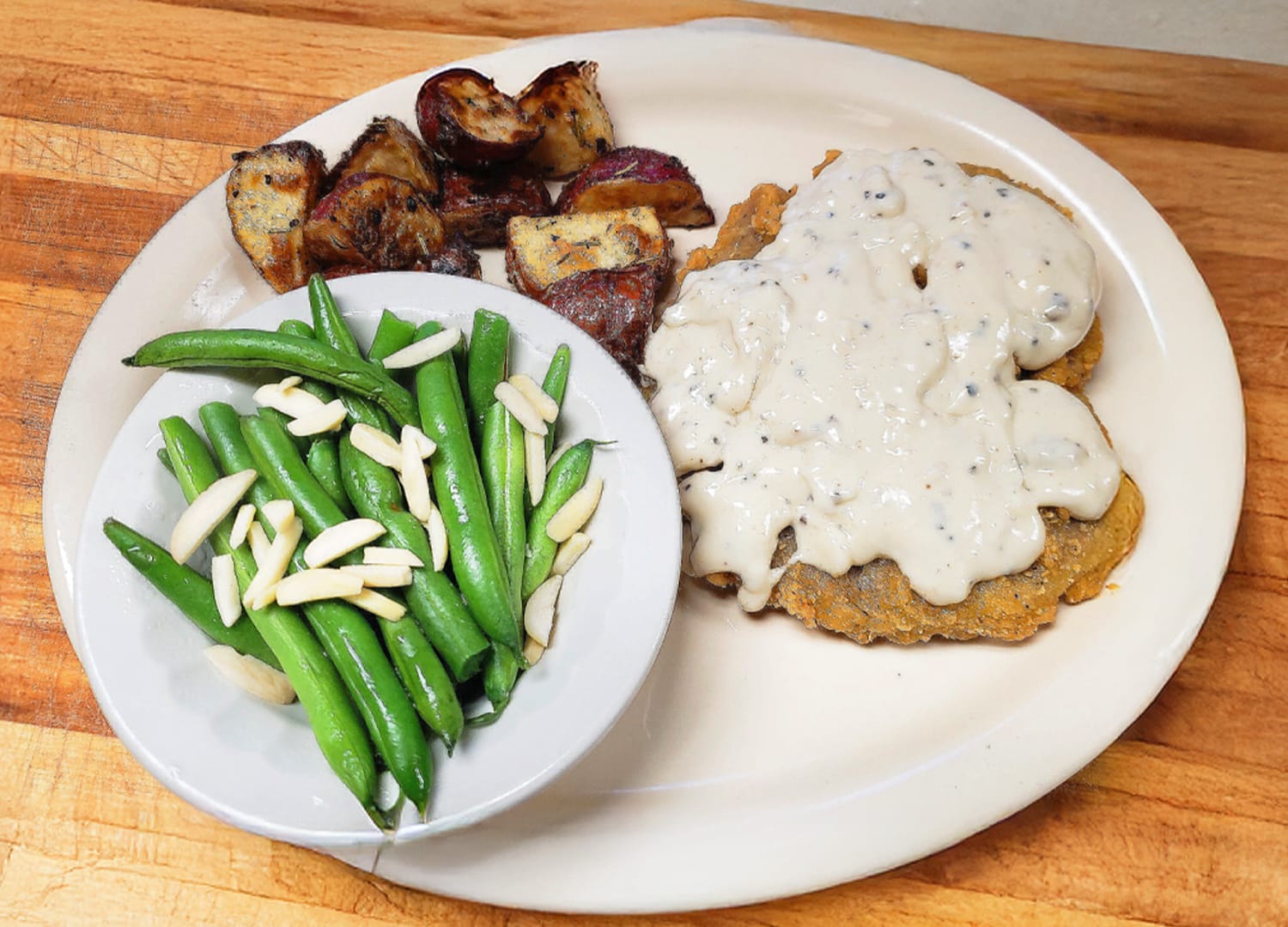 Karmali's Bar & Grill