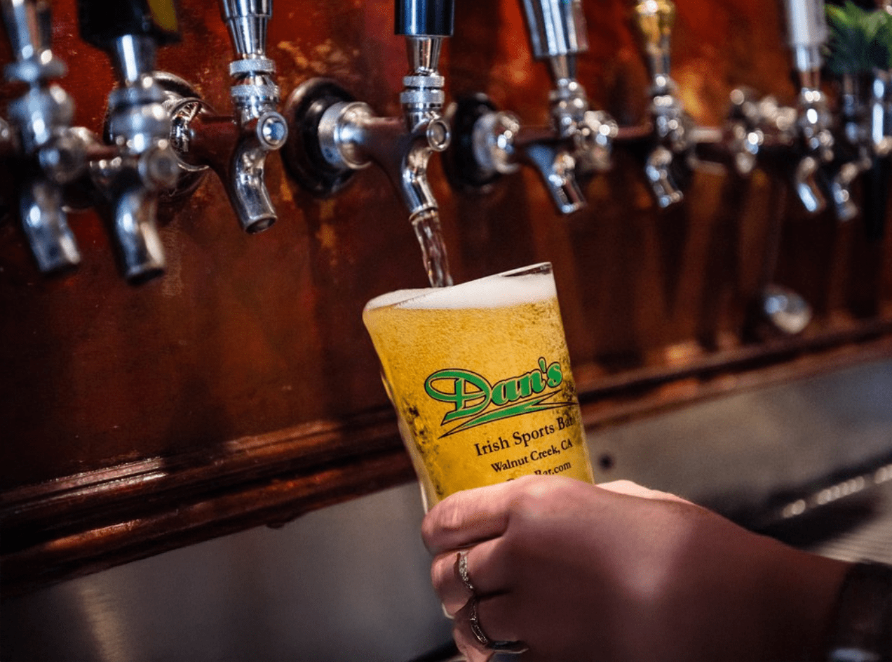 Dan's Bar