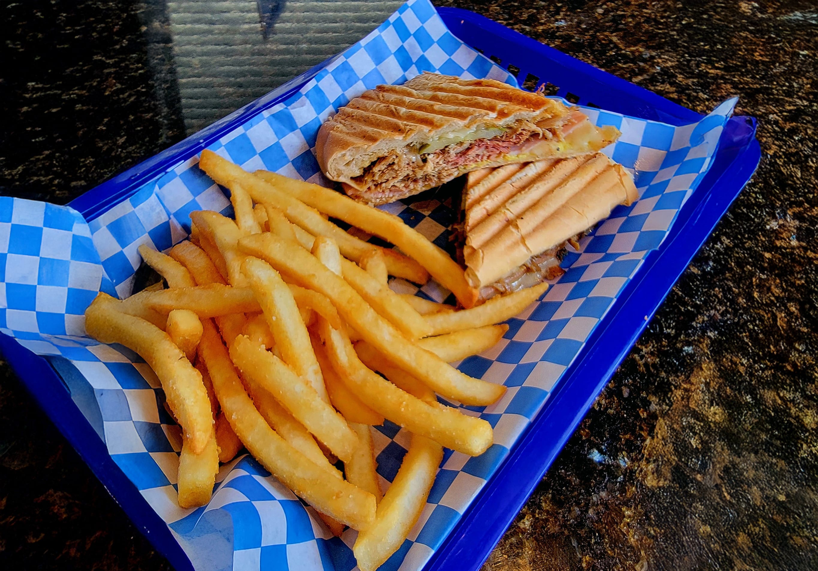 Weedline Grill