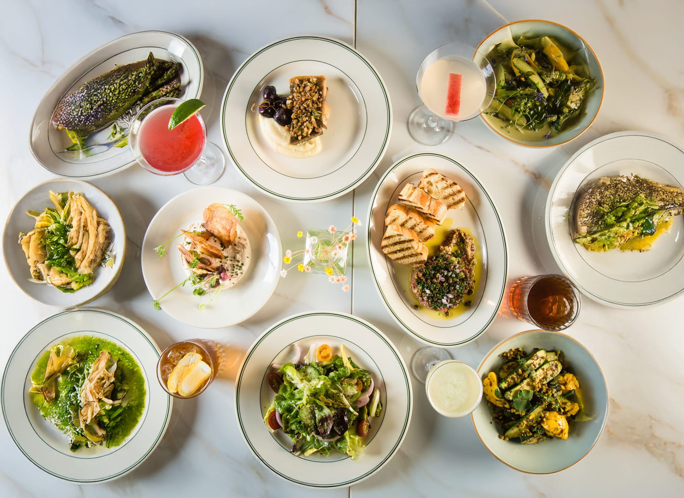 Photo 1 of 4: Verde Restaurant