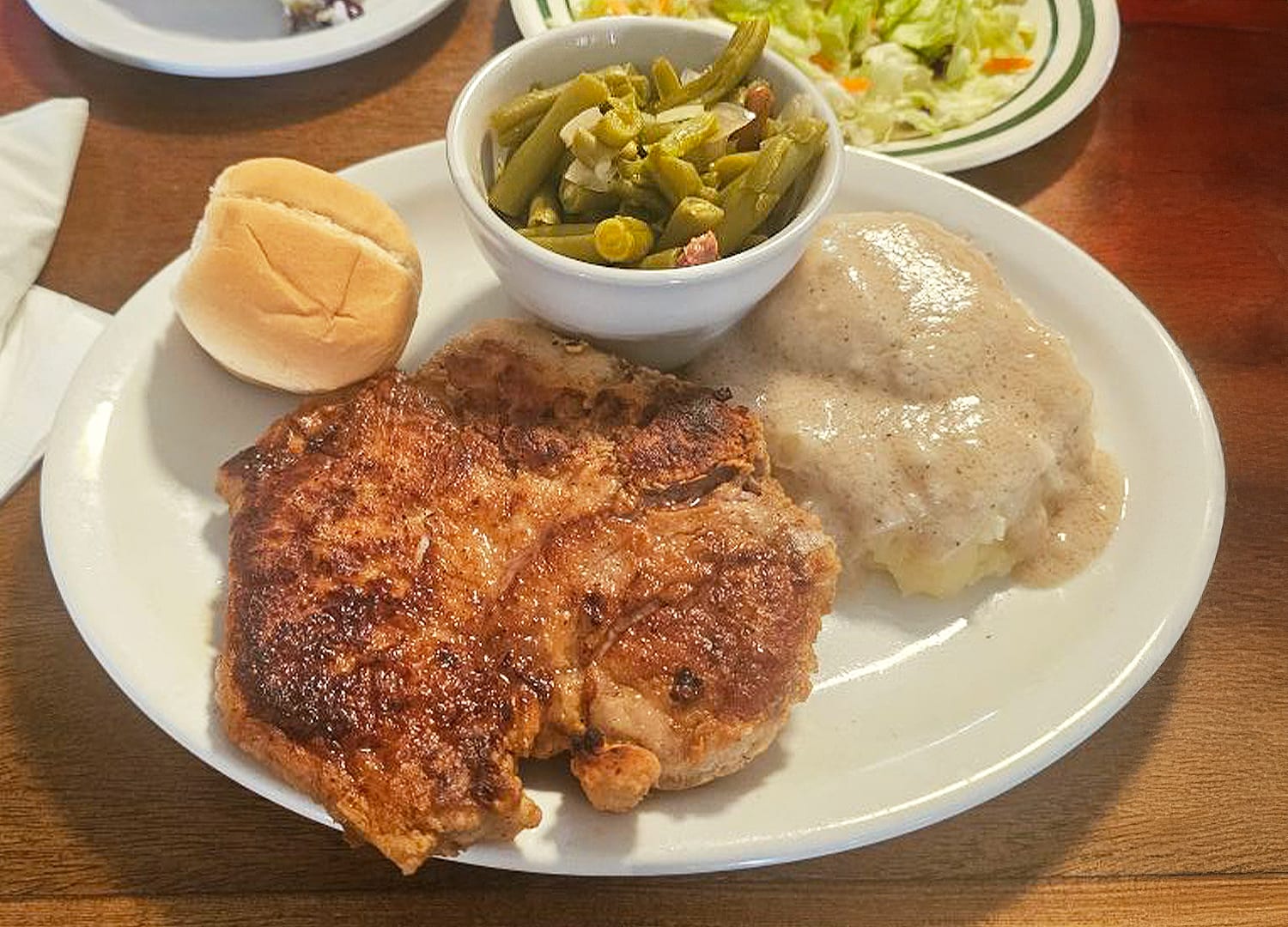 Dot's Cafe