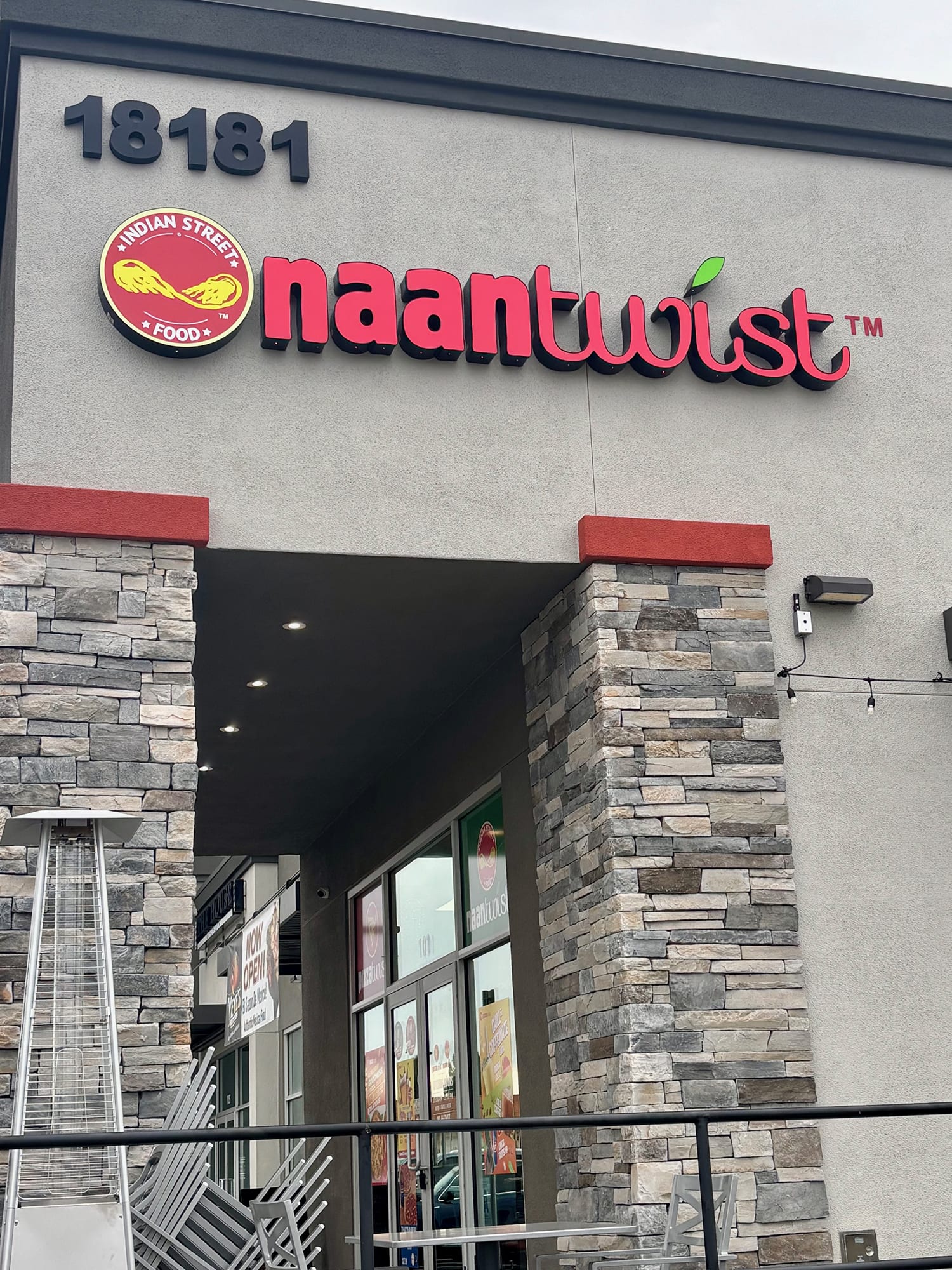Pizza Twist & Naan Twist