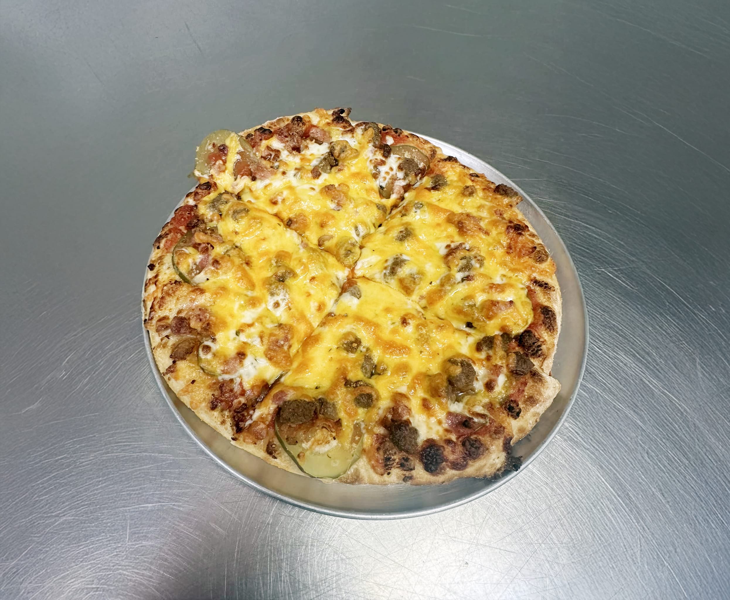 Fox's Pizza Den