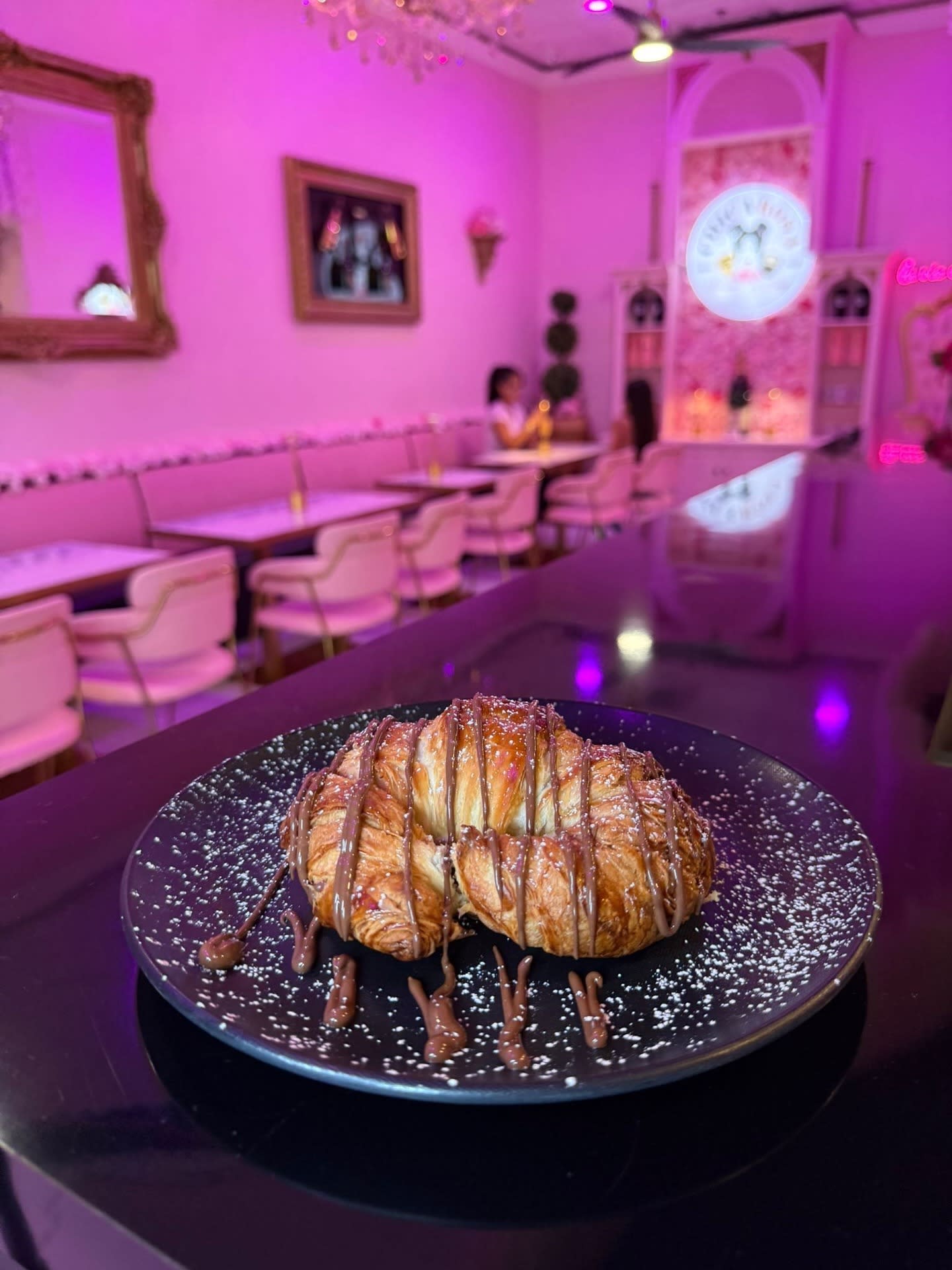 Chica Rosa Creperie & Cafe