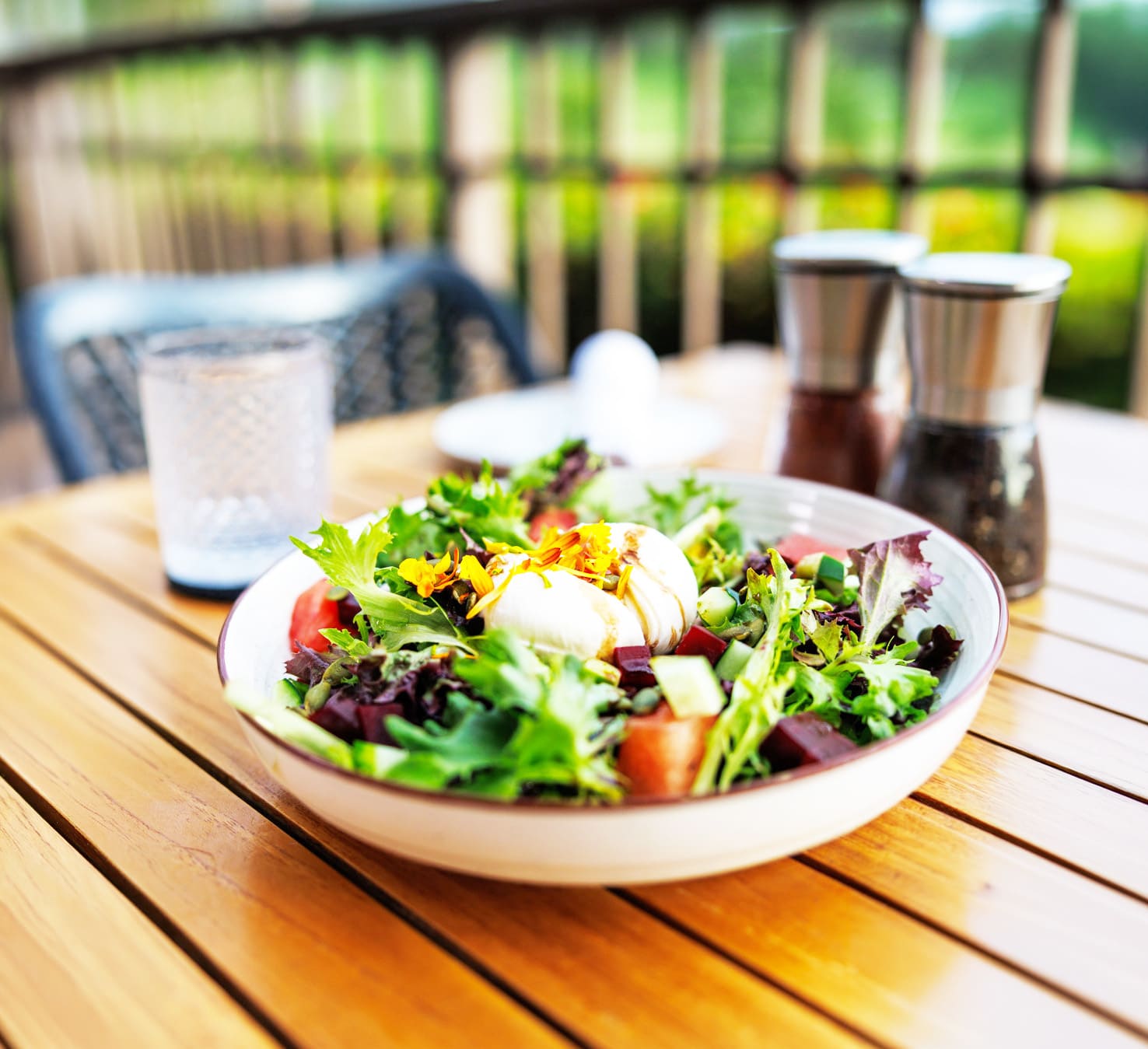 Gather On Maui for Food & Drink