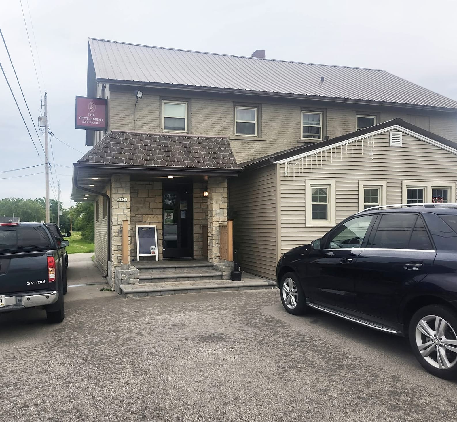 The Settlement Bar & Grill