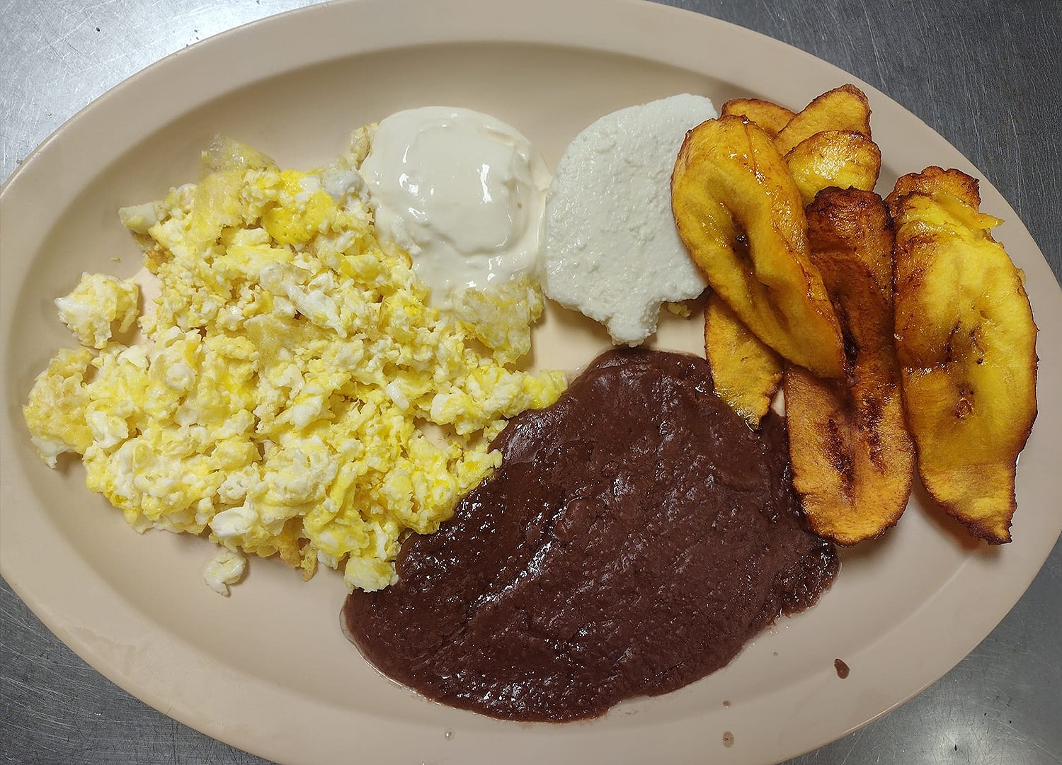 Photo 1 of 4: La Salvadoreña Restaurant
