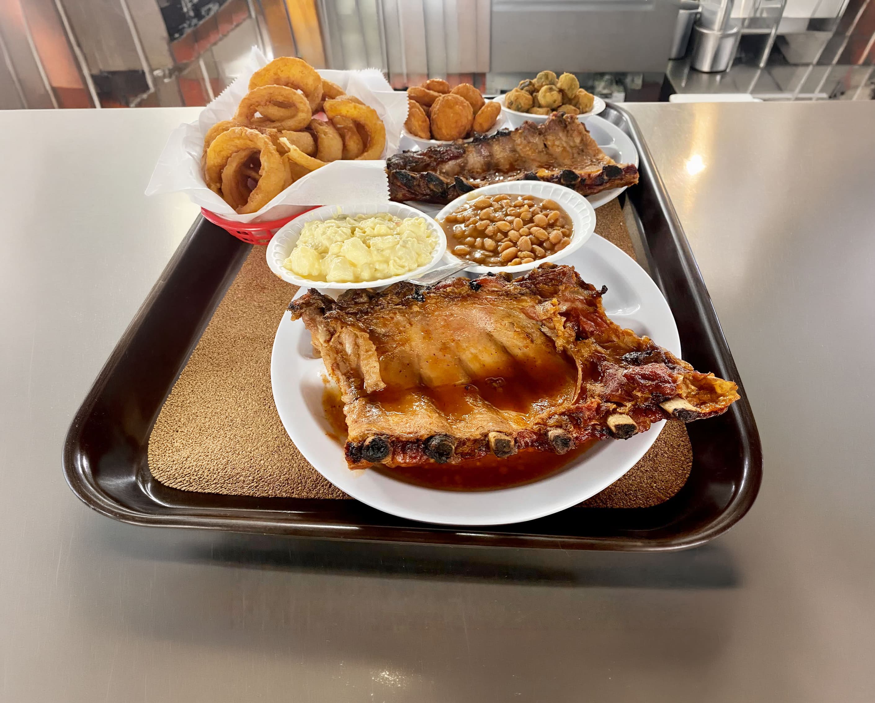 Photo 1 of 4: Speedy Lohr's BBQ