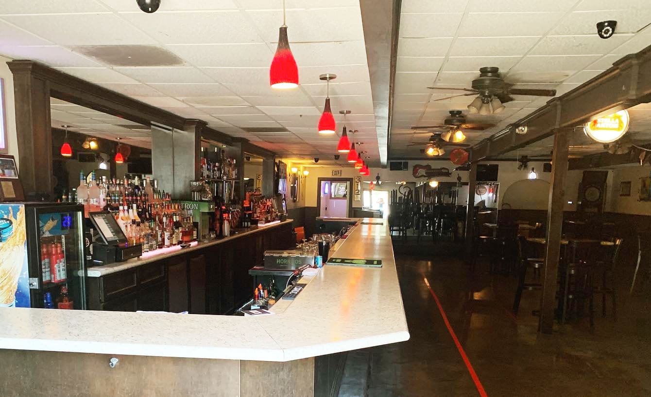 Outlaws Grill  Saloon