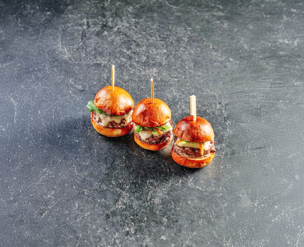 BQ Bagels, Burgers & Bar
