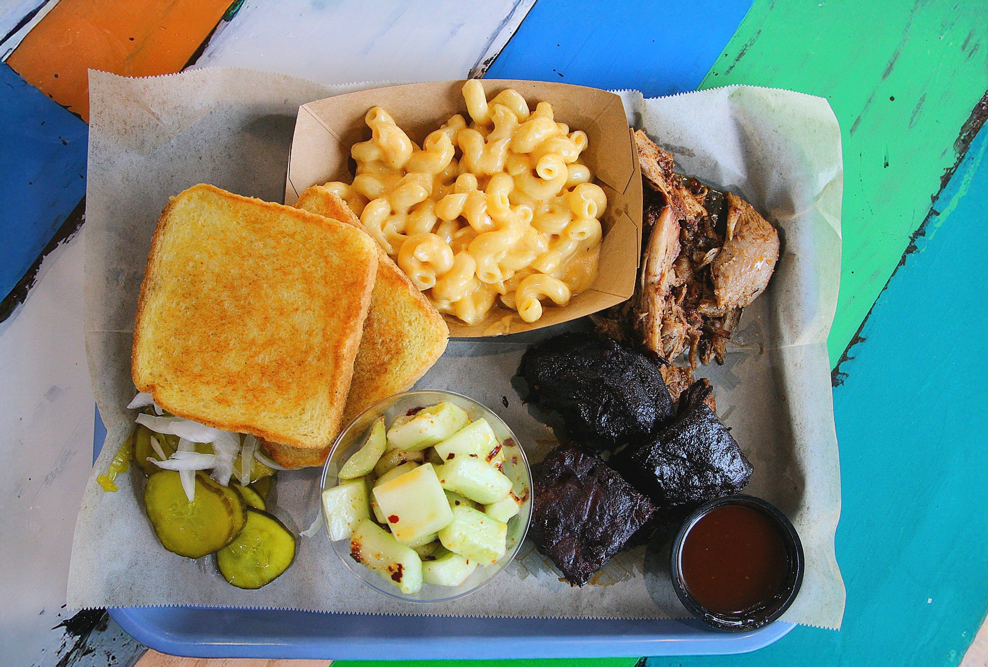 Photo 1 of 4: Island Pig & Fish
