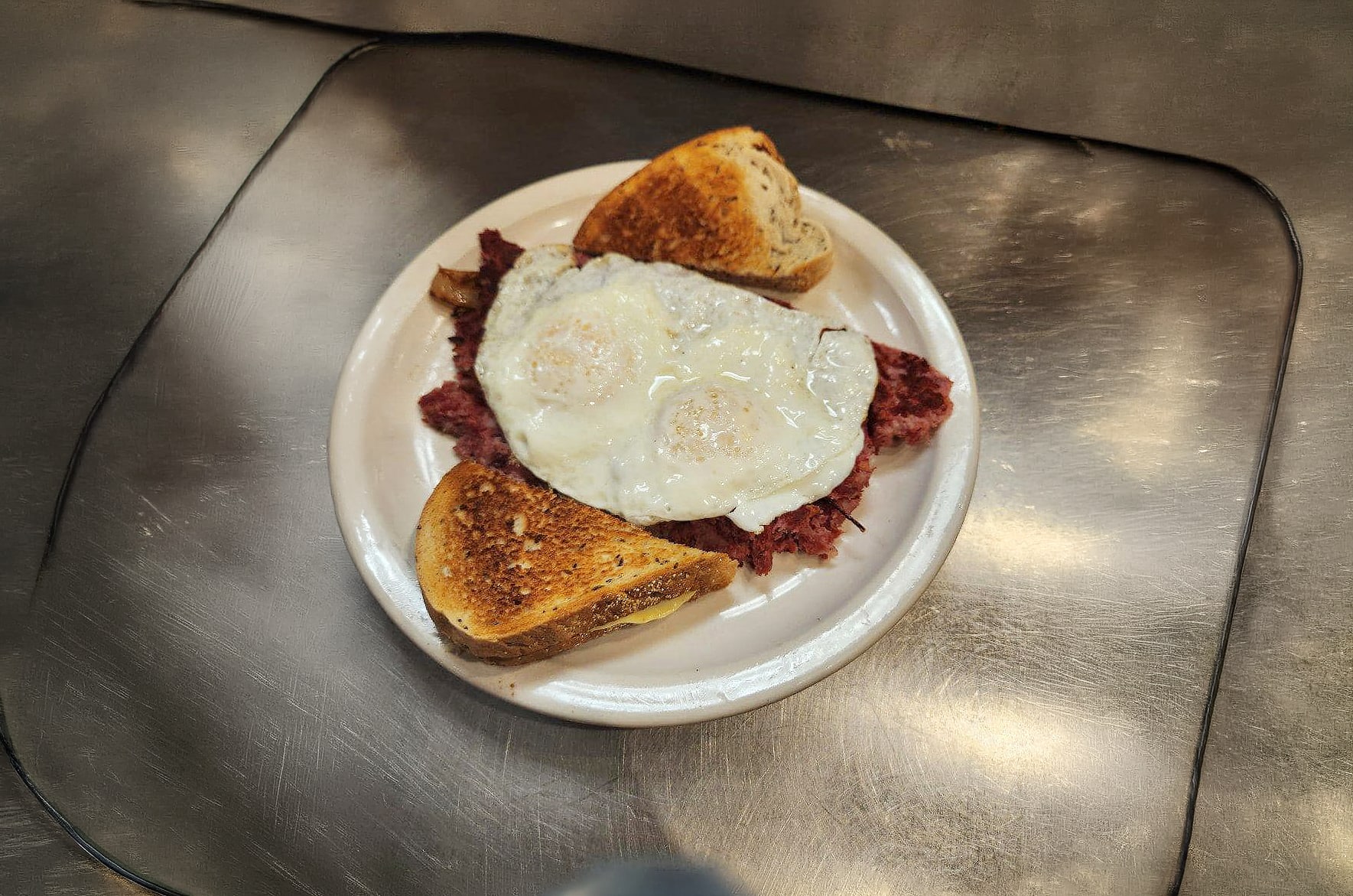 5th Ave Deli & Grill