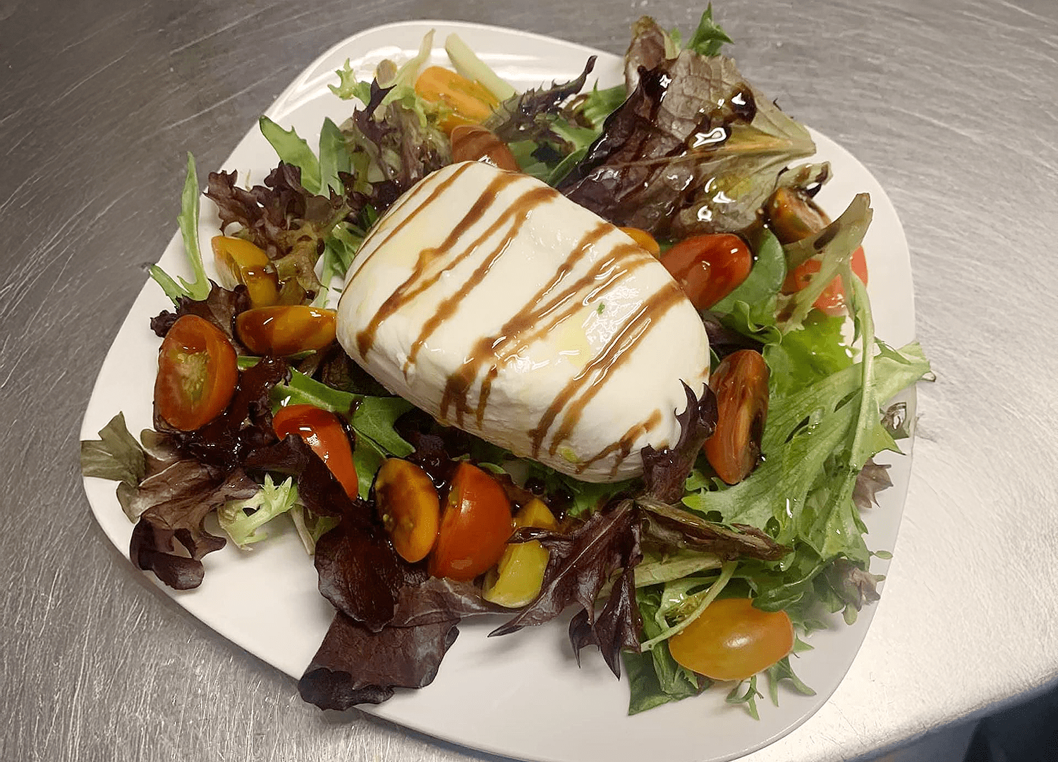 Amici's Italian Bistro