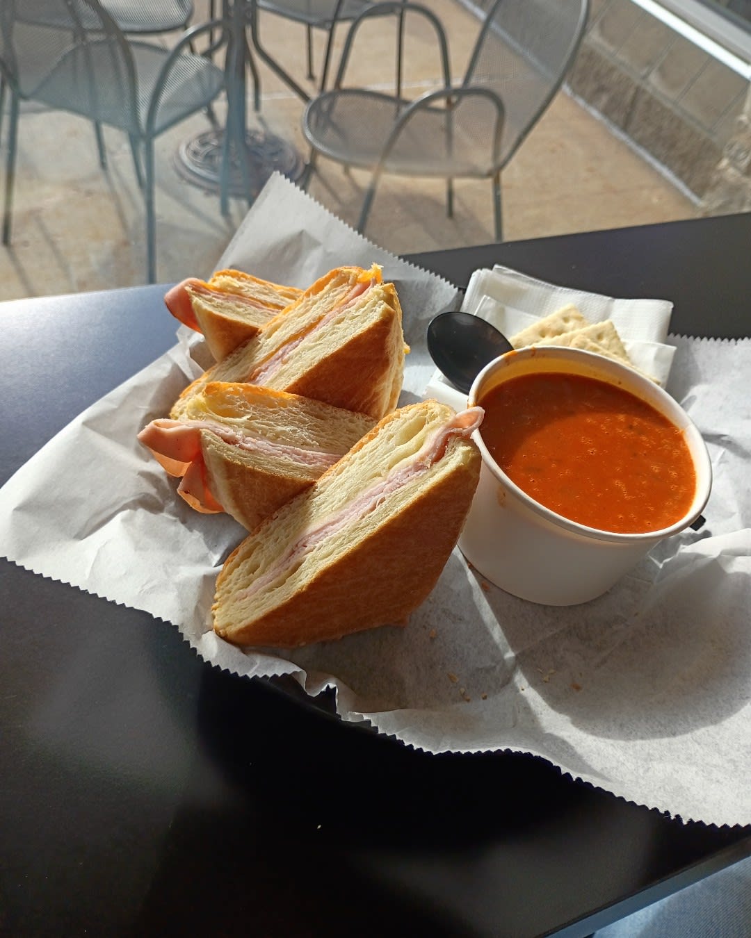 Camille's Sidewalk Cafe