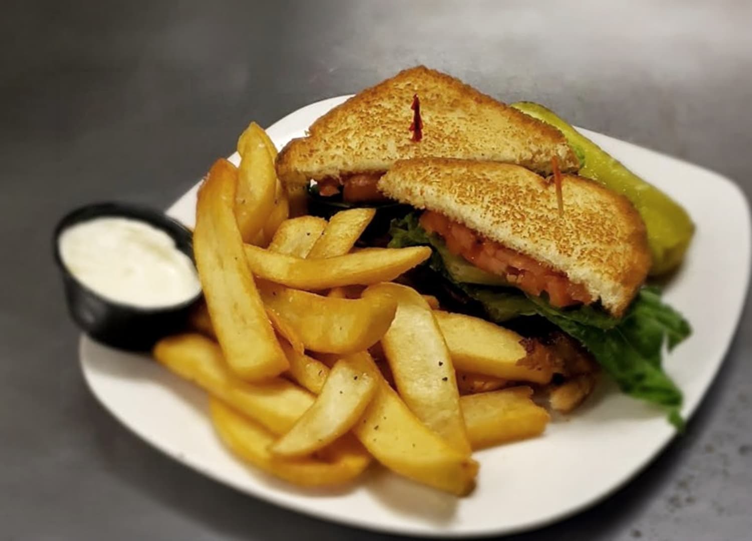 Photo 1 of 4: Beckham's on the Trail Restaurant