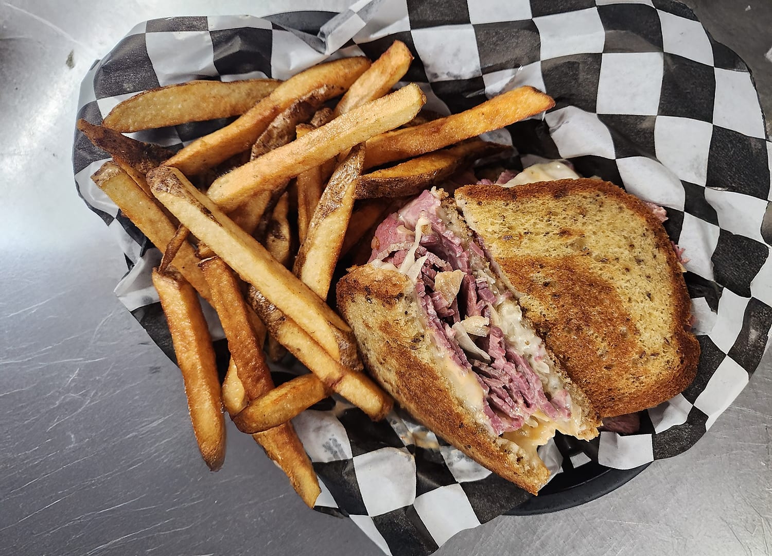 Clay Street Bar & Grill