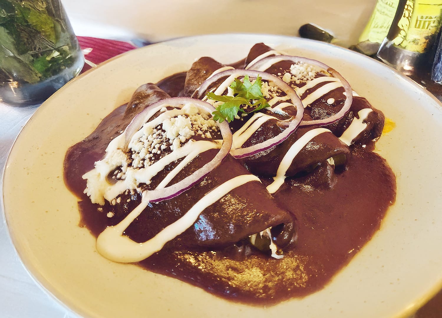 Buendia Breakfast & Lunch Cafe