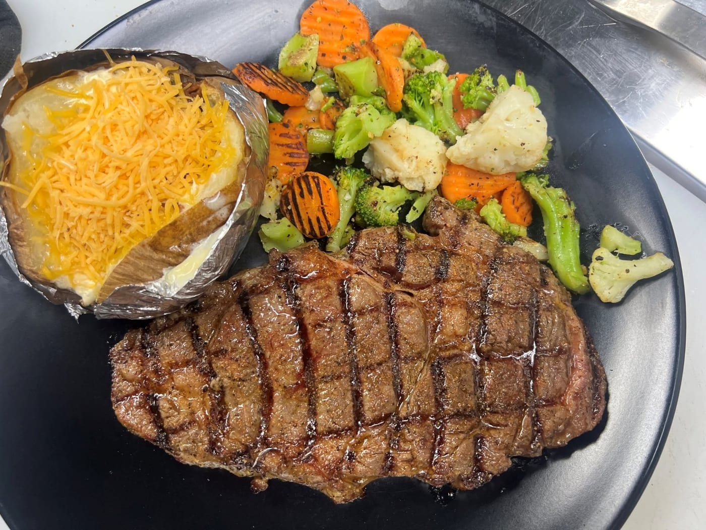 Photo 1 of 4: Bandi Lou's Steak House