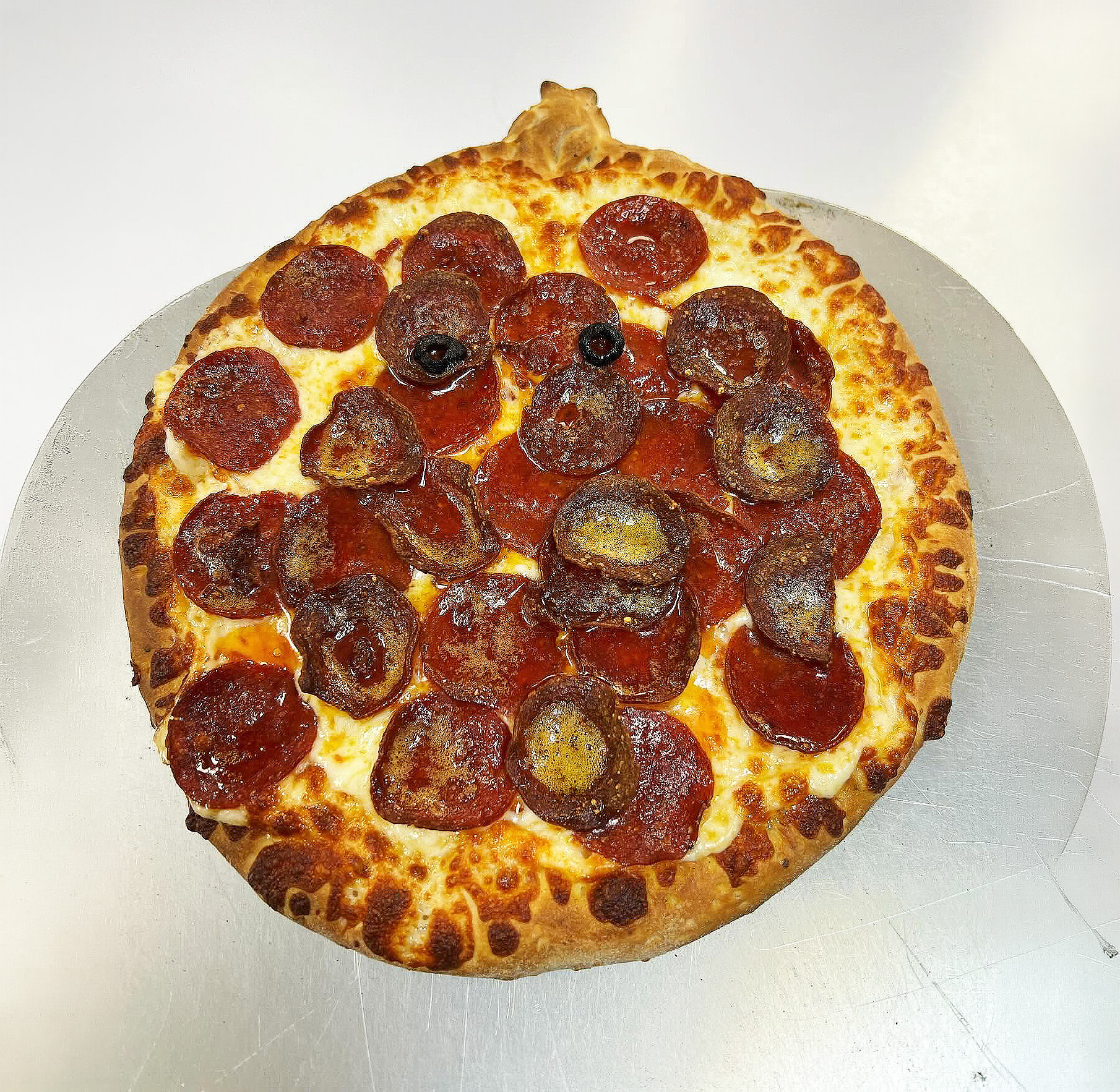 Photo 1 of 4: Moe's Pizza