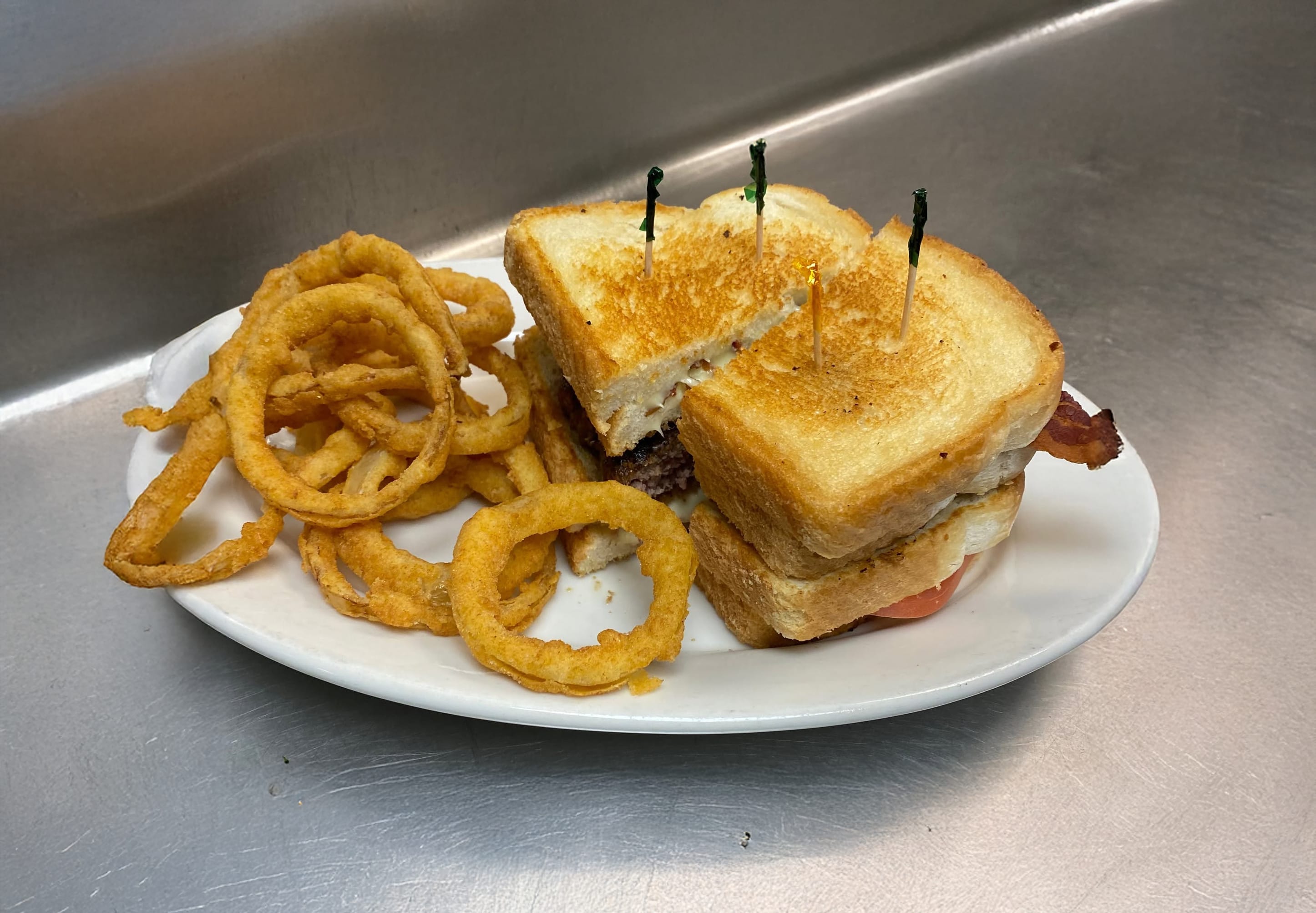Riviera Cafe Brewhouse