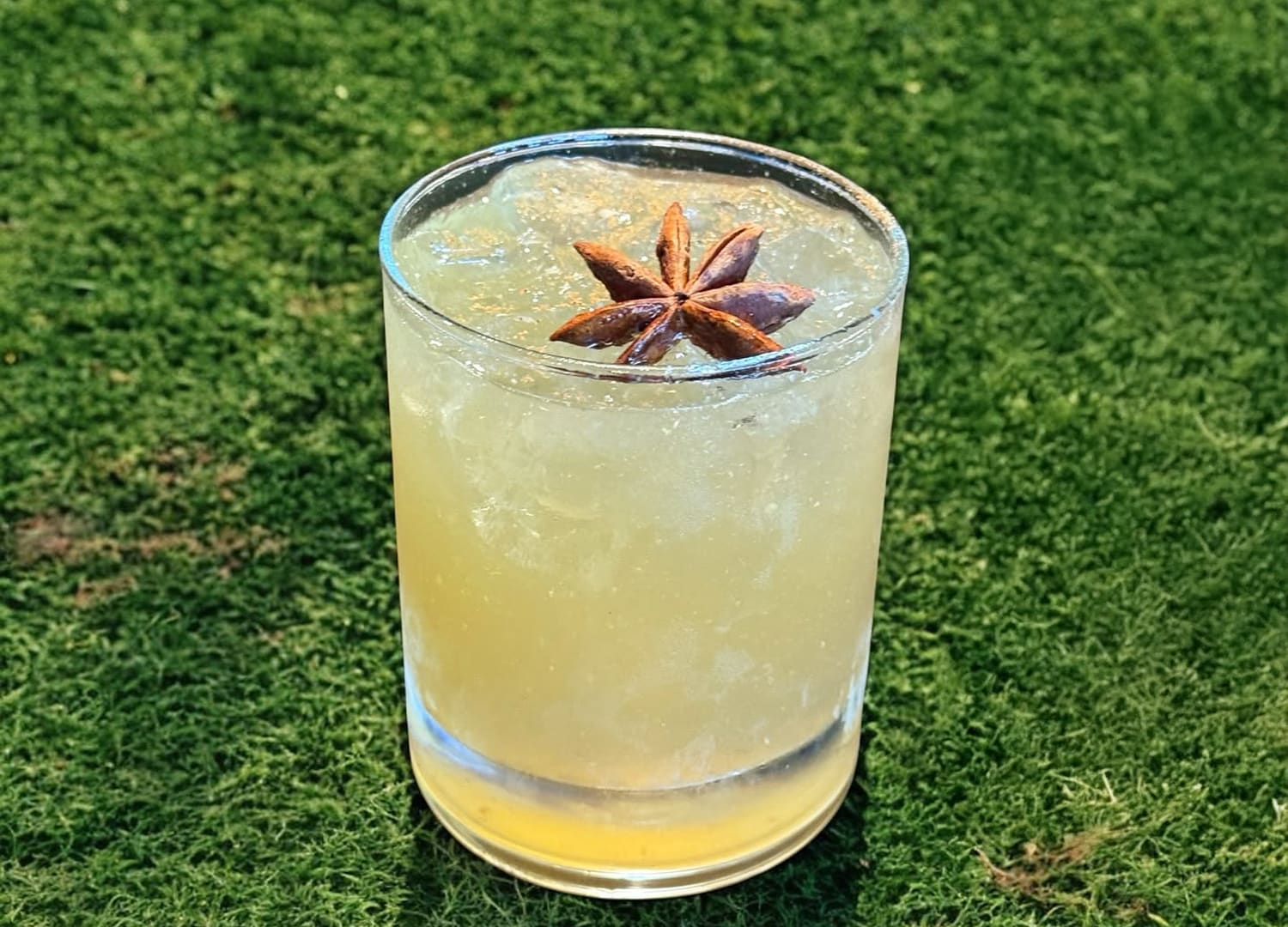 Jake's Cigar Bar