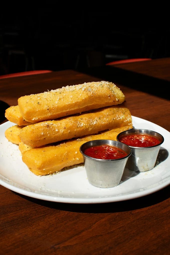 Nancy's Pizza - Springfield