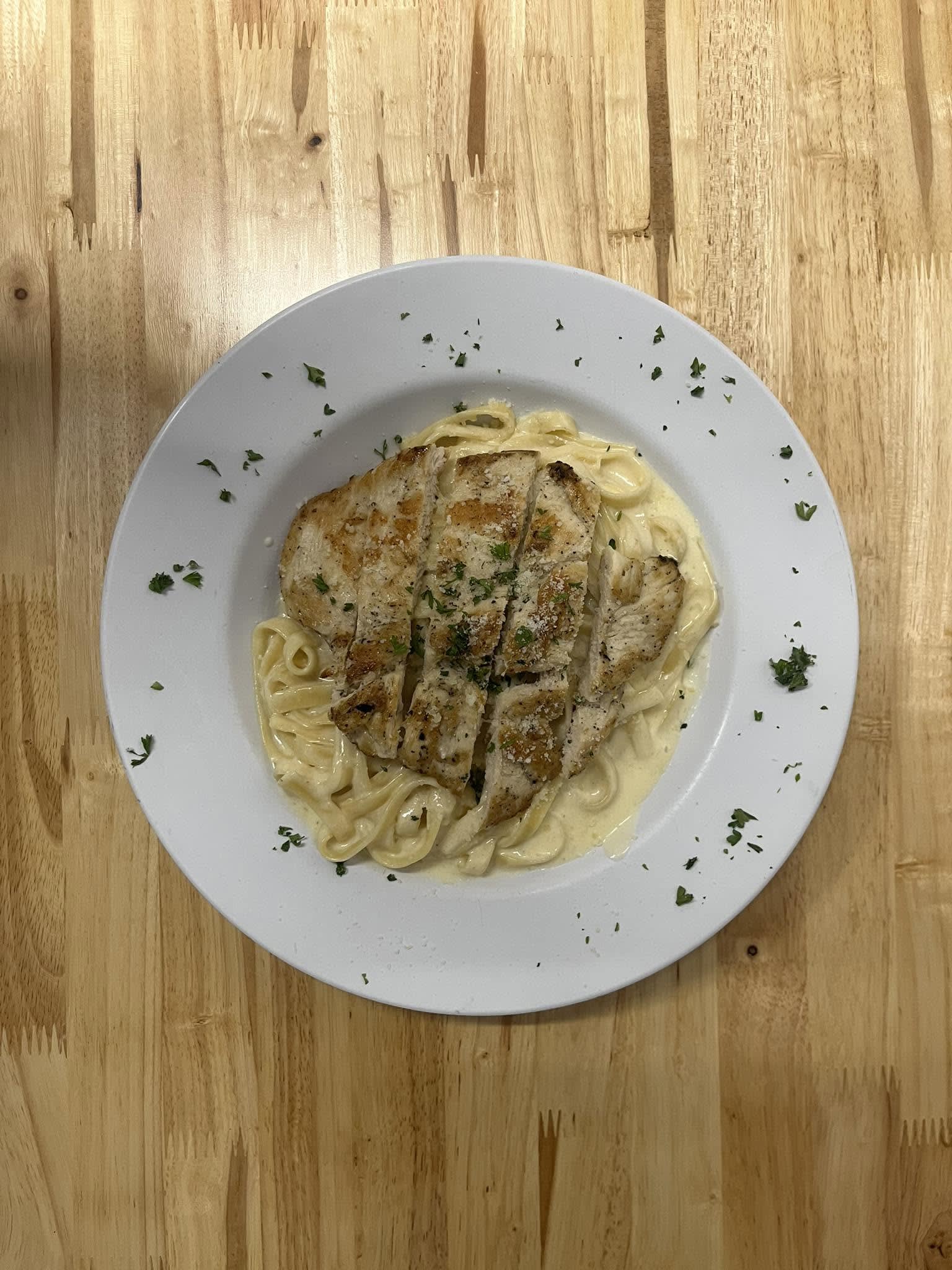 Nino's Corner Italian Restaurant & Pizzeria