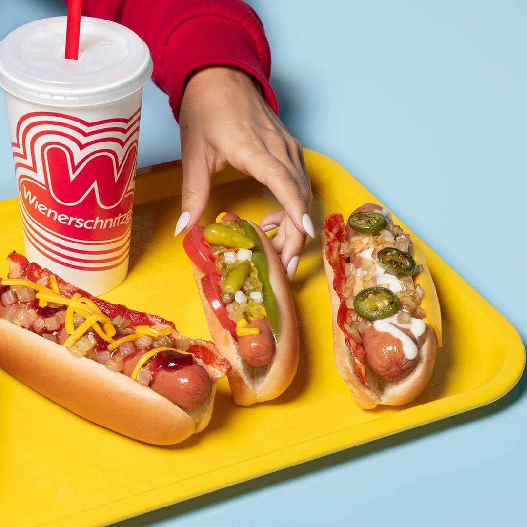 Photo 1 of 4: Wienerschnitzel