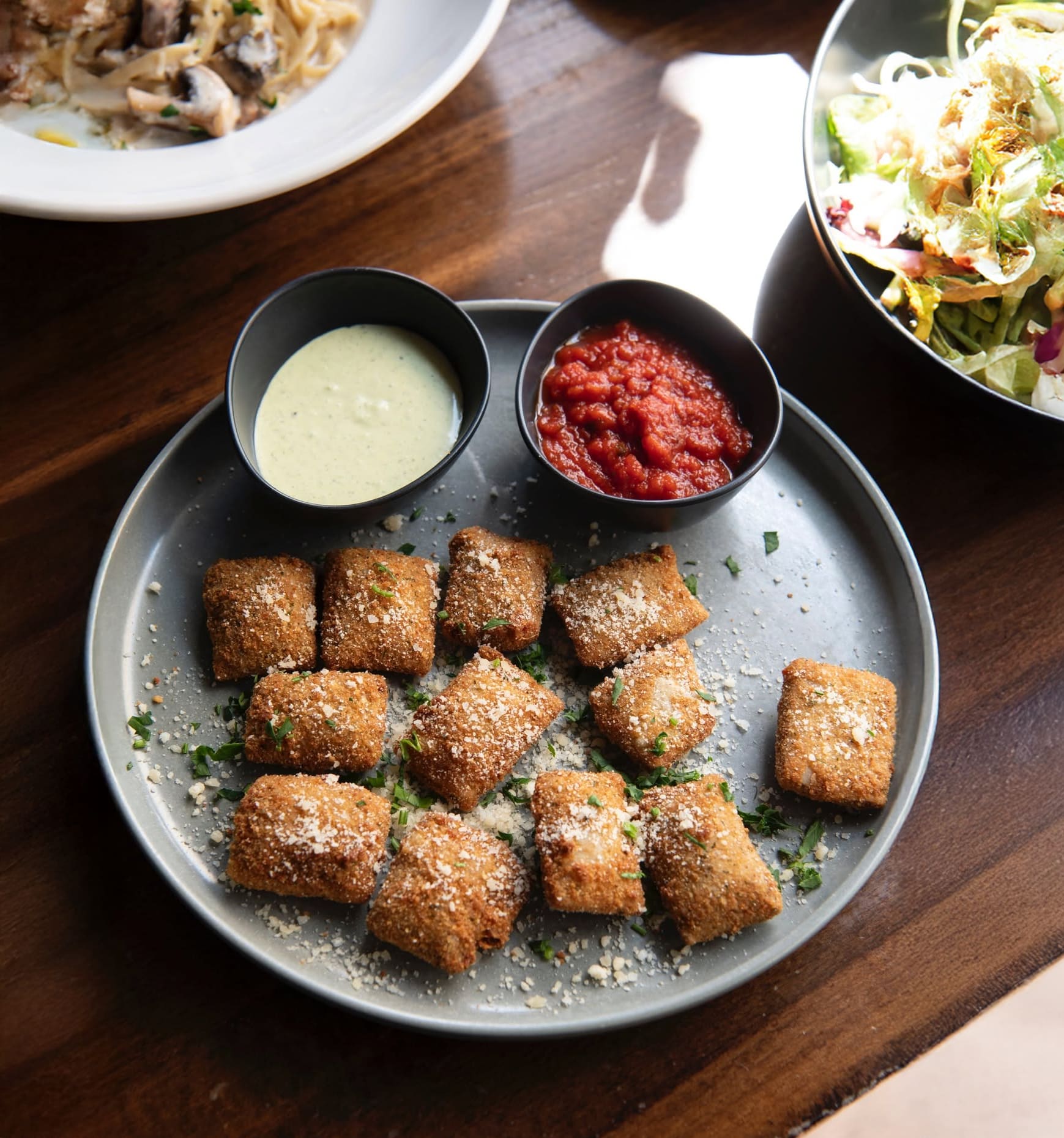 Collina Eatery
