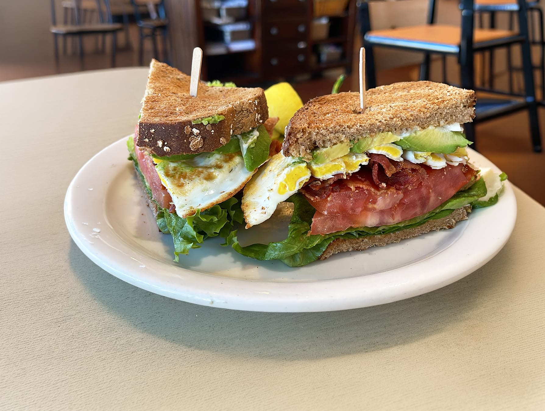 Leo's Country Kitchen