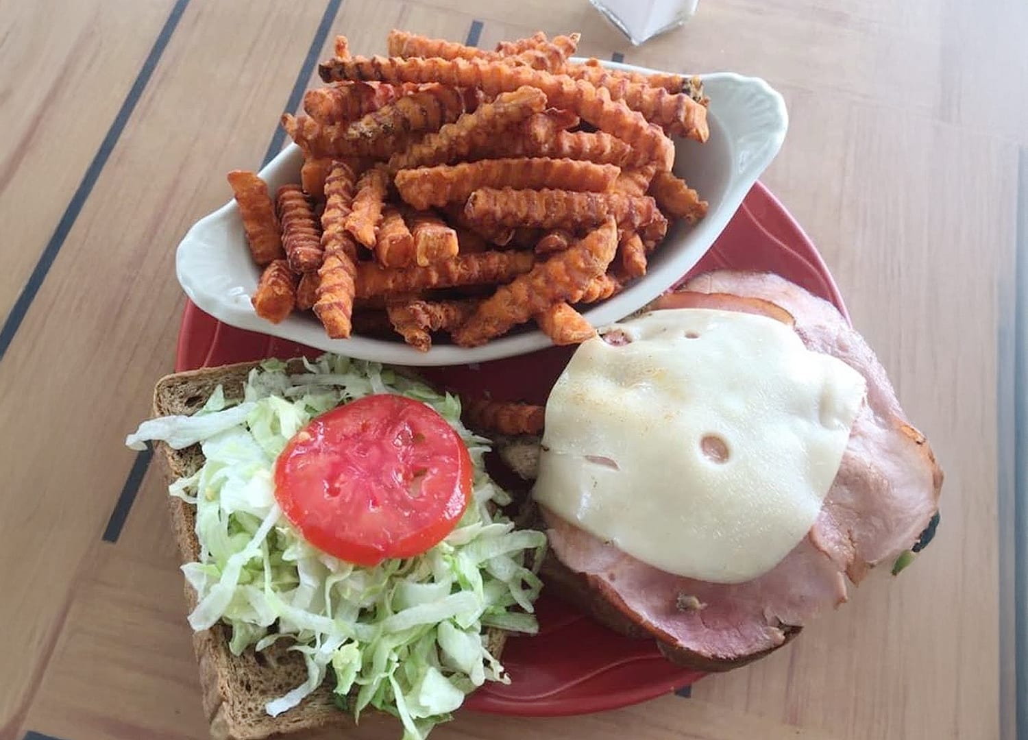 Harbor View Cafe