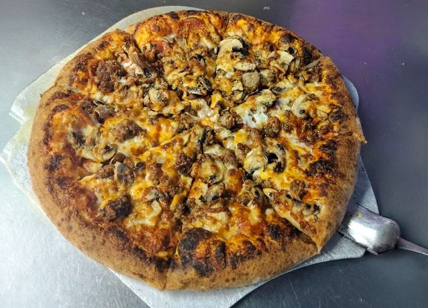 Photo 1 of 4: Magpies Gourmet Pizza