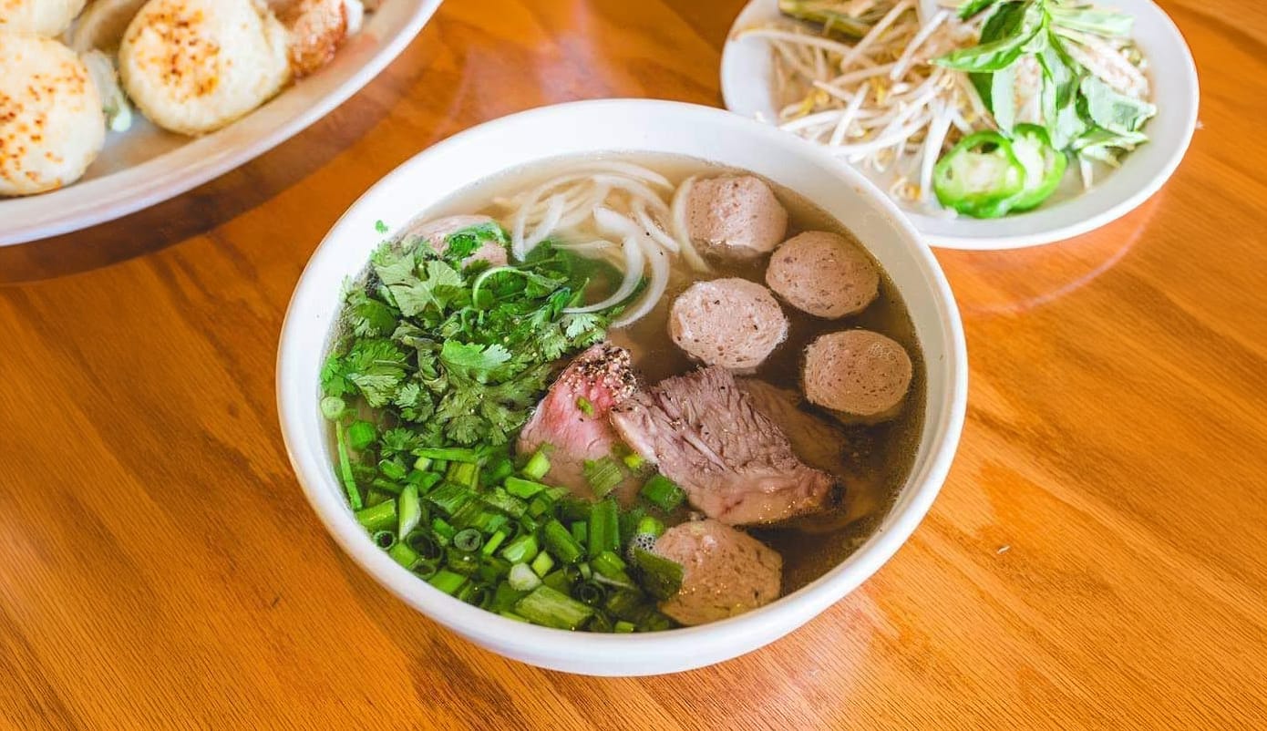 Photo 1 of 4: Viet Thai Cafe